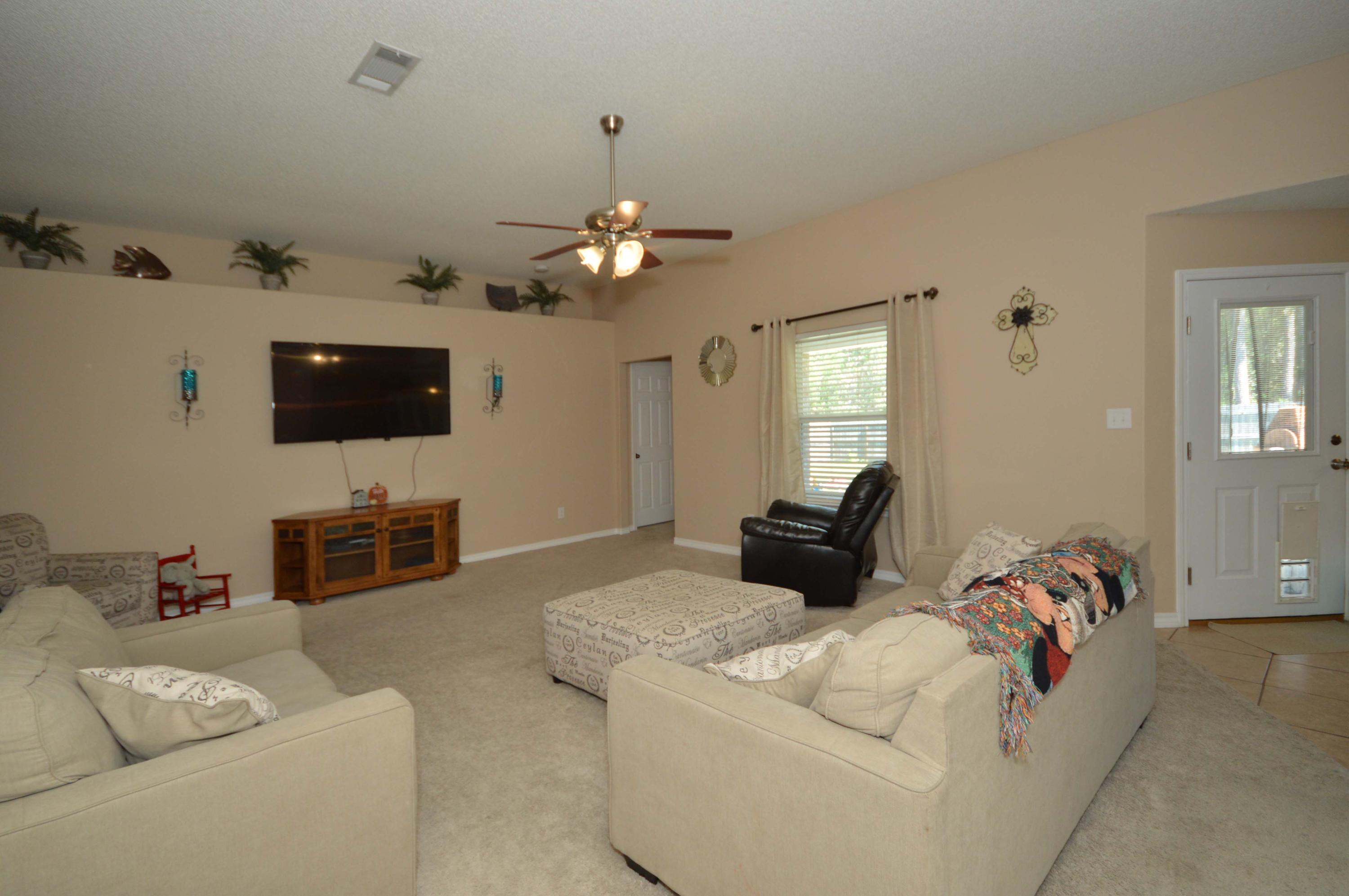 Dianes Landing - Residential