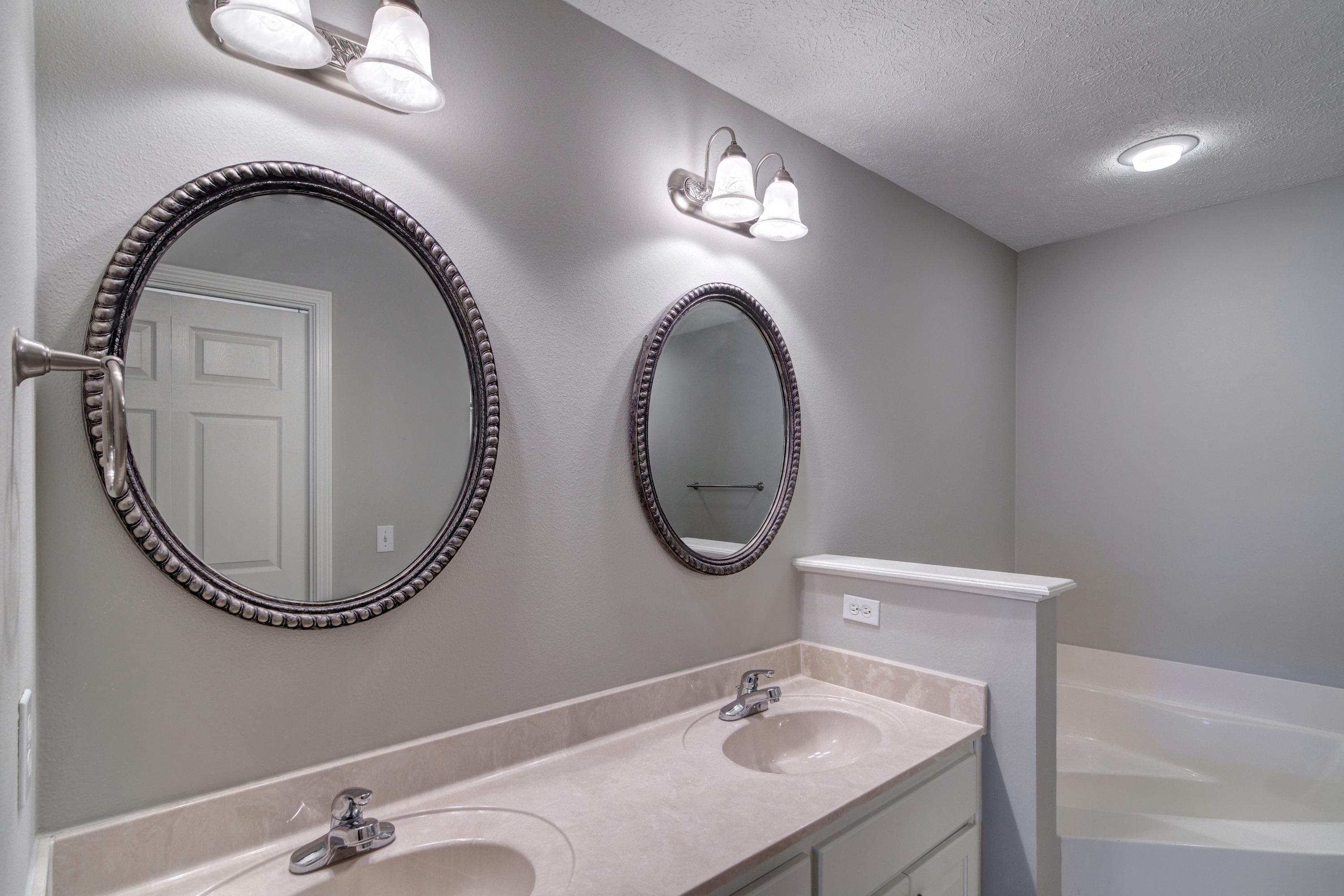 TIGER LAKE - Residential