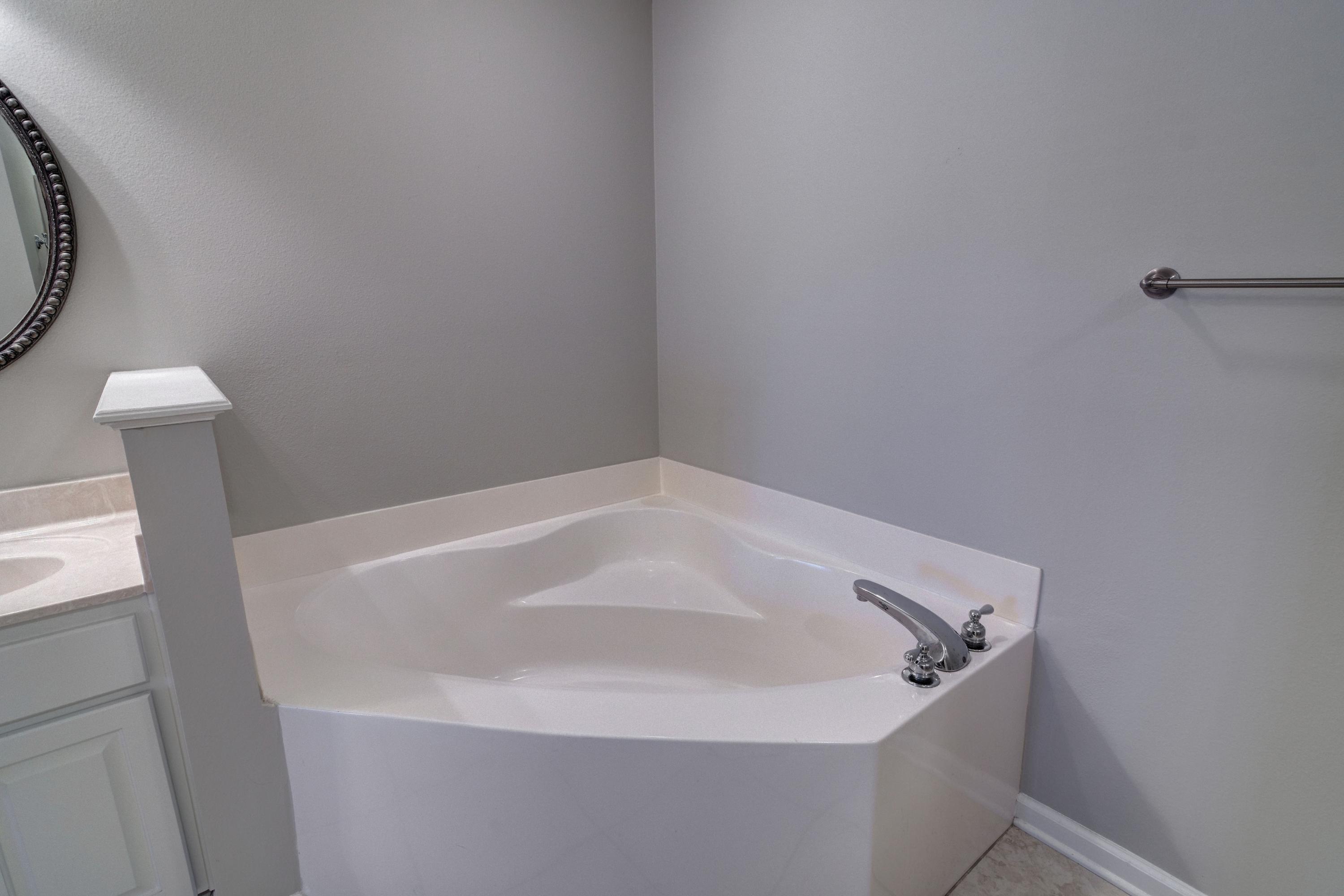 TIGER LAKE - Residential