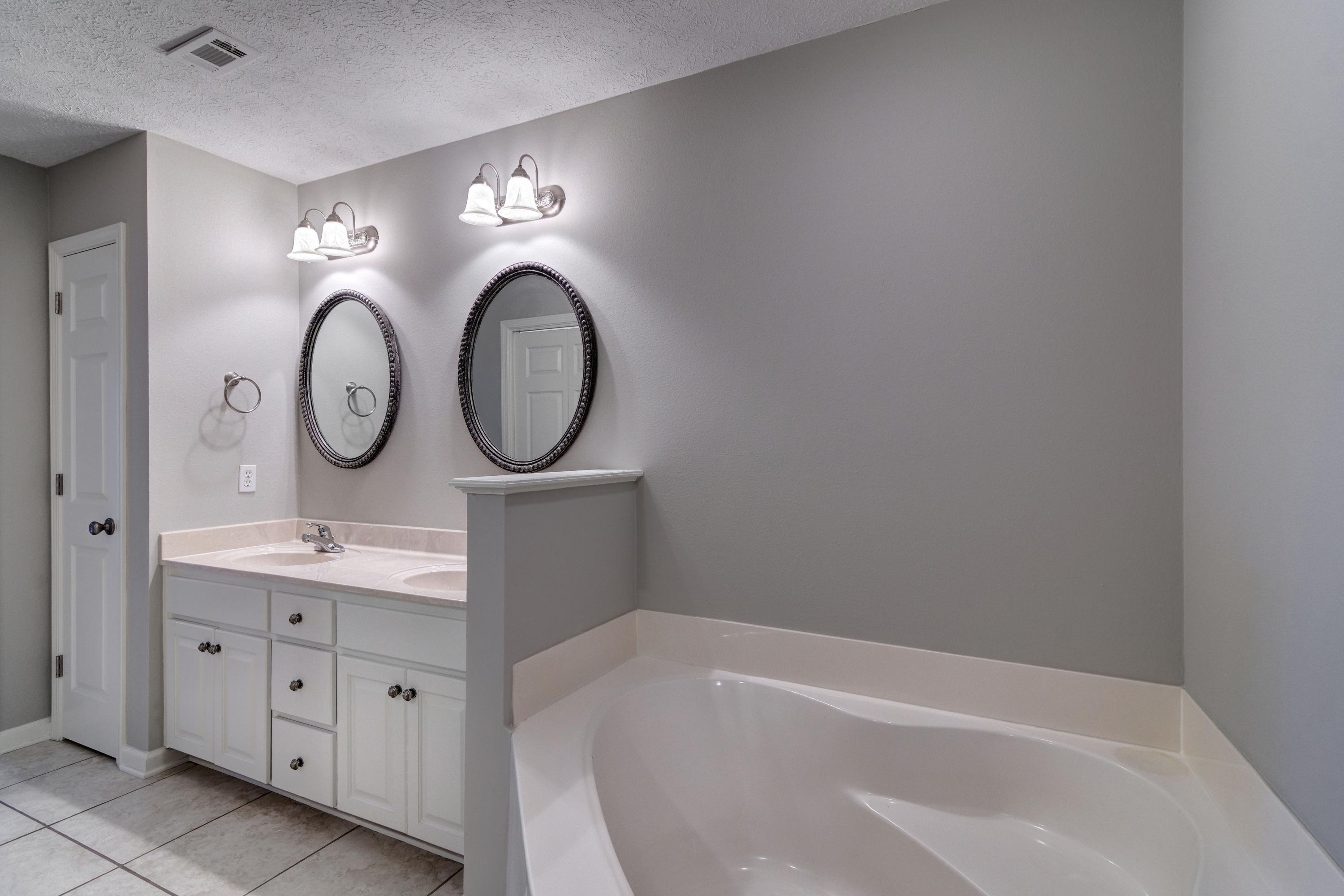 TIGER LAKE - Residential