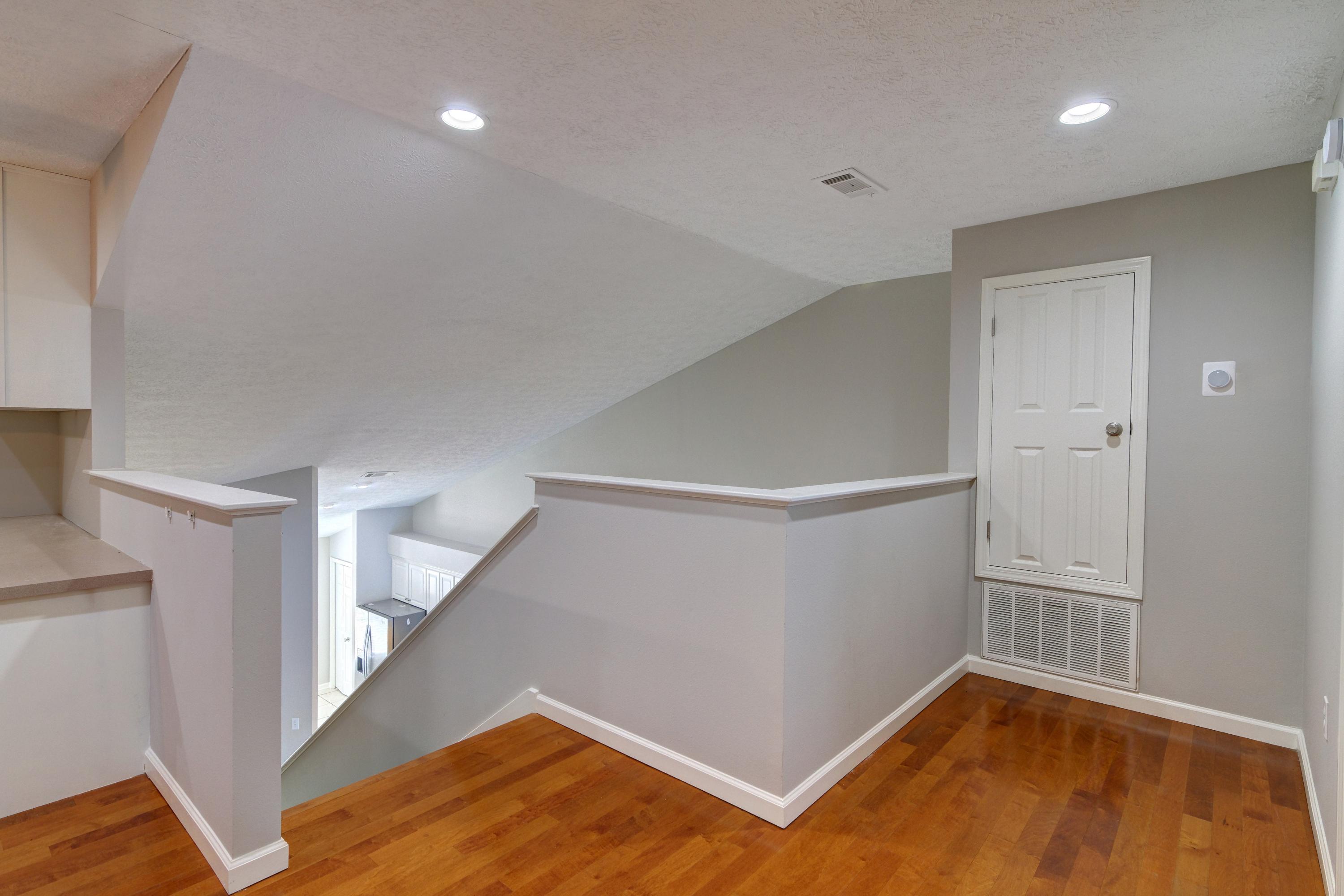 TIGER LAKE - Residential