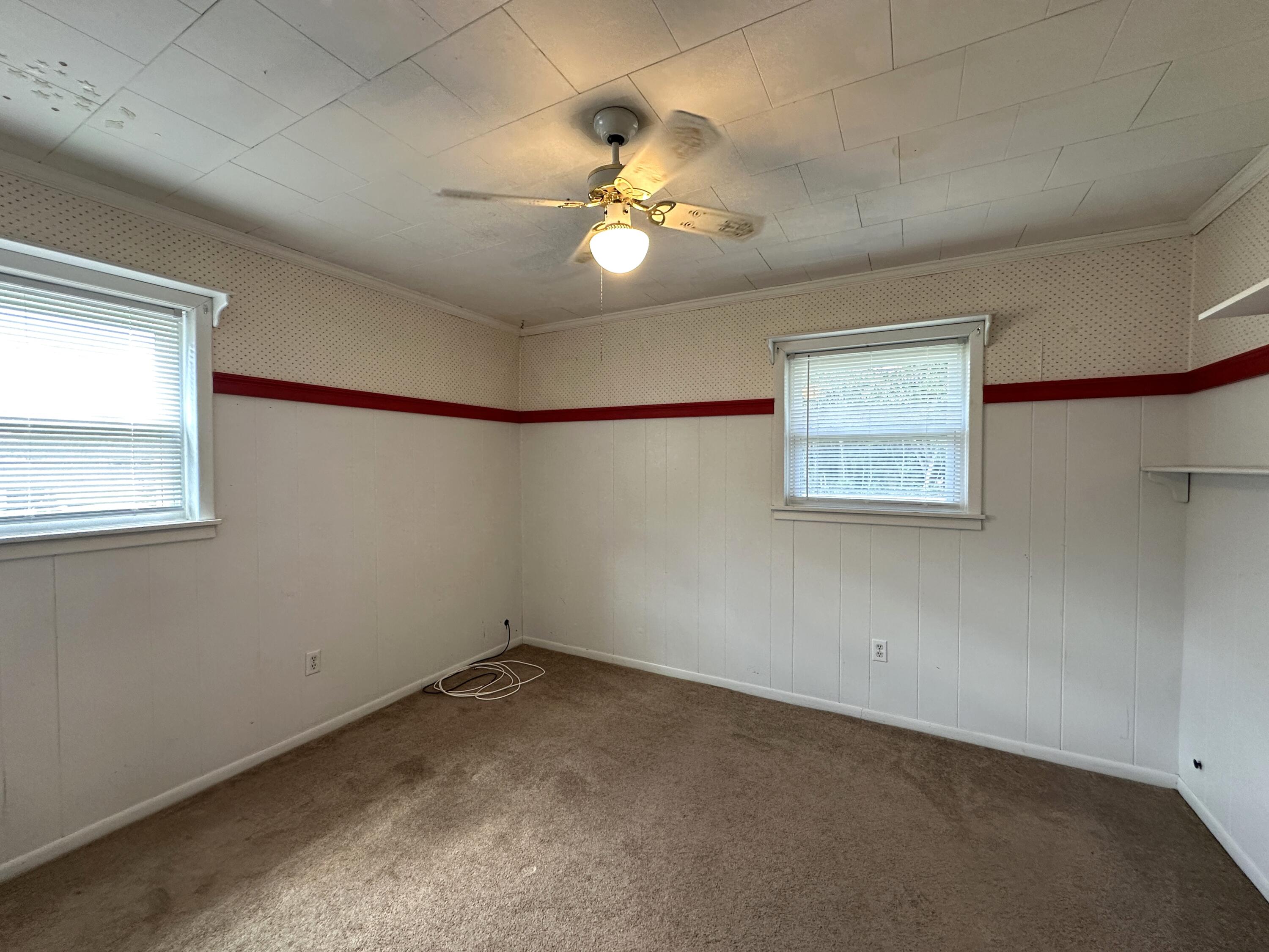 FAIRVIEW ADDN TO LAUREL HILL - Residential Lease