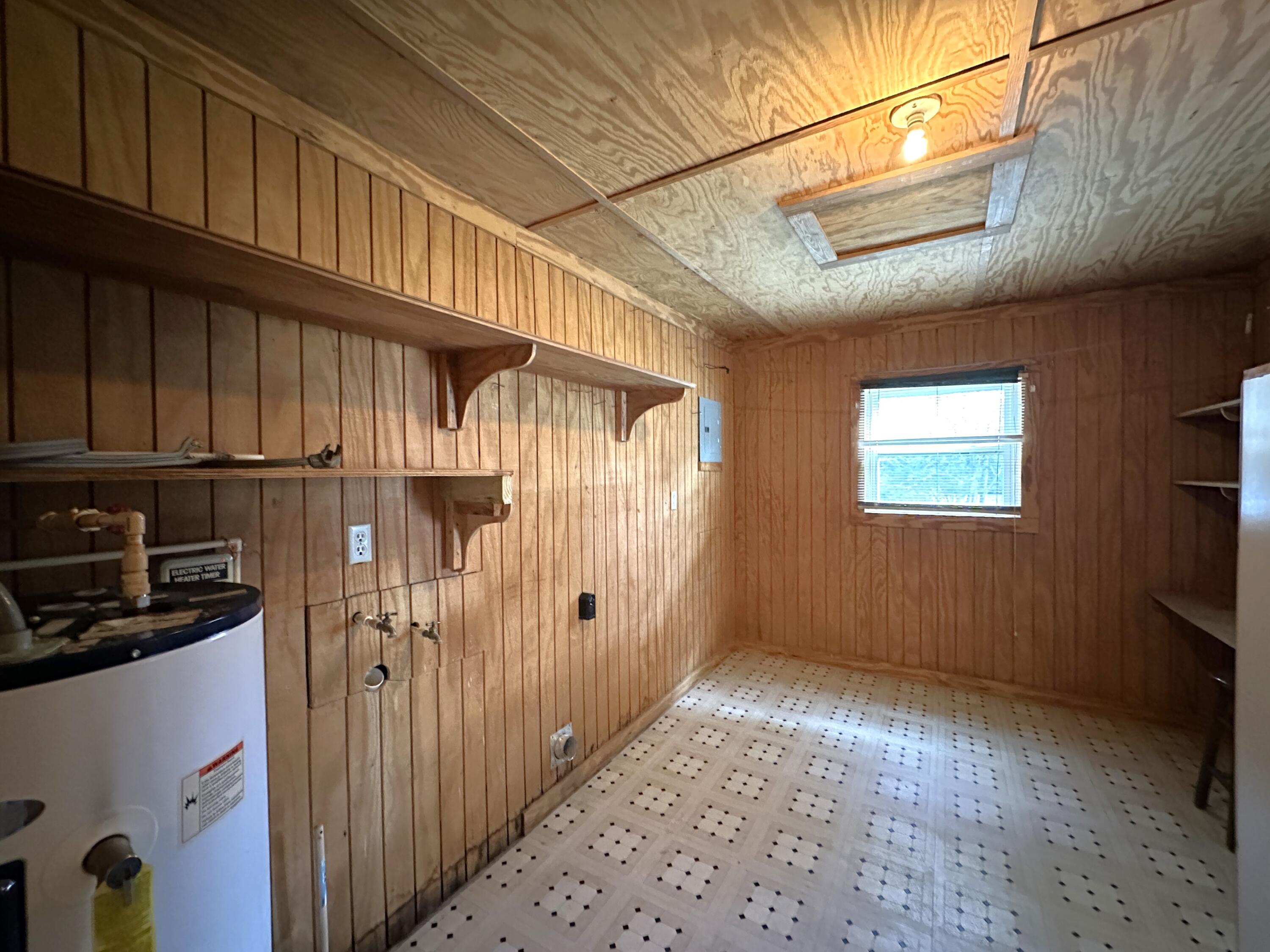 FAIRVIEW ADDN TO LAUREL HILL - Residential Lease