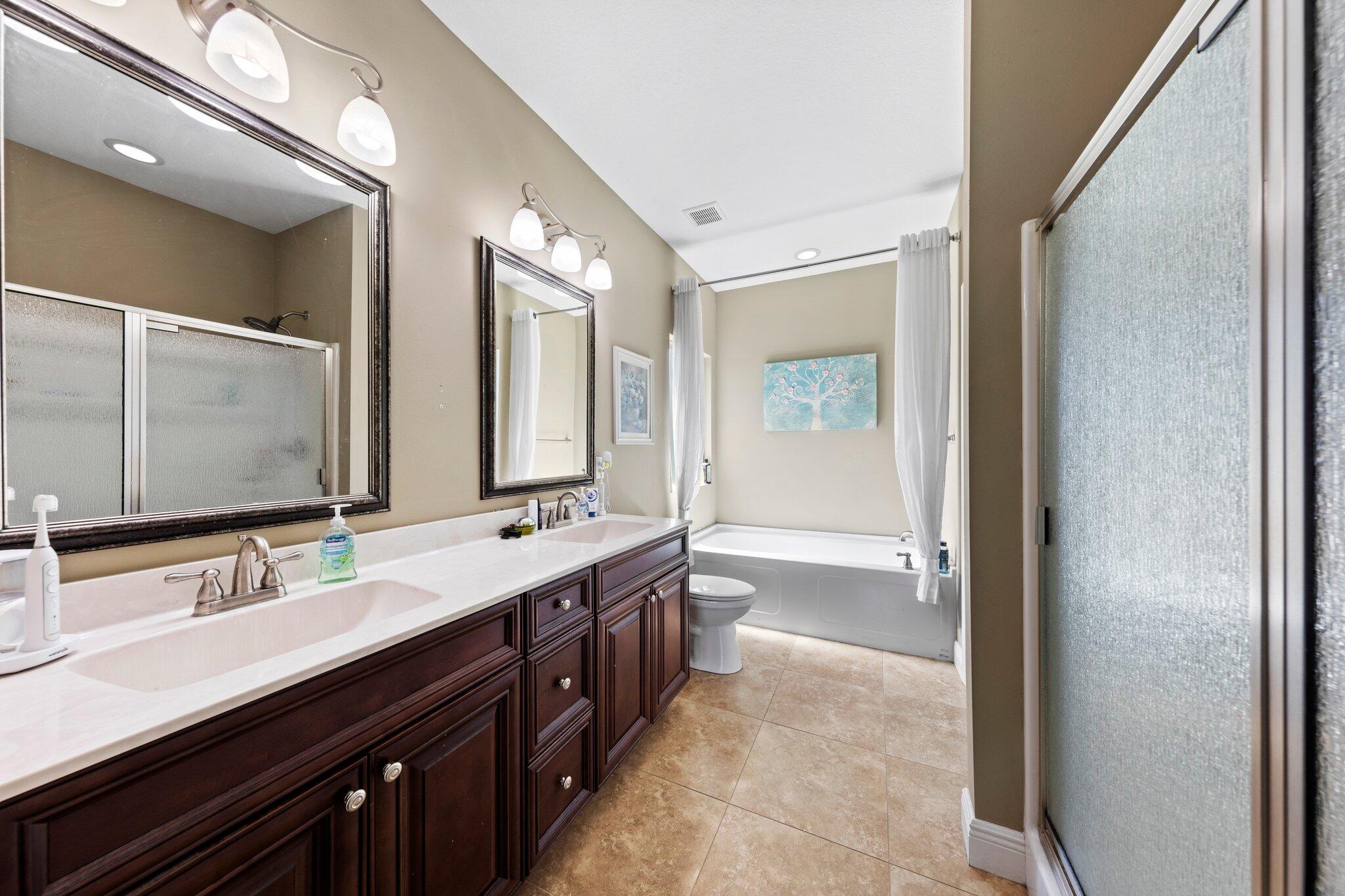 WYNNEHAVEN BEACH ESTATES - Residential