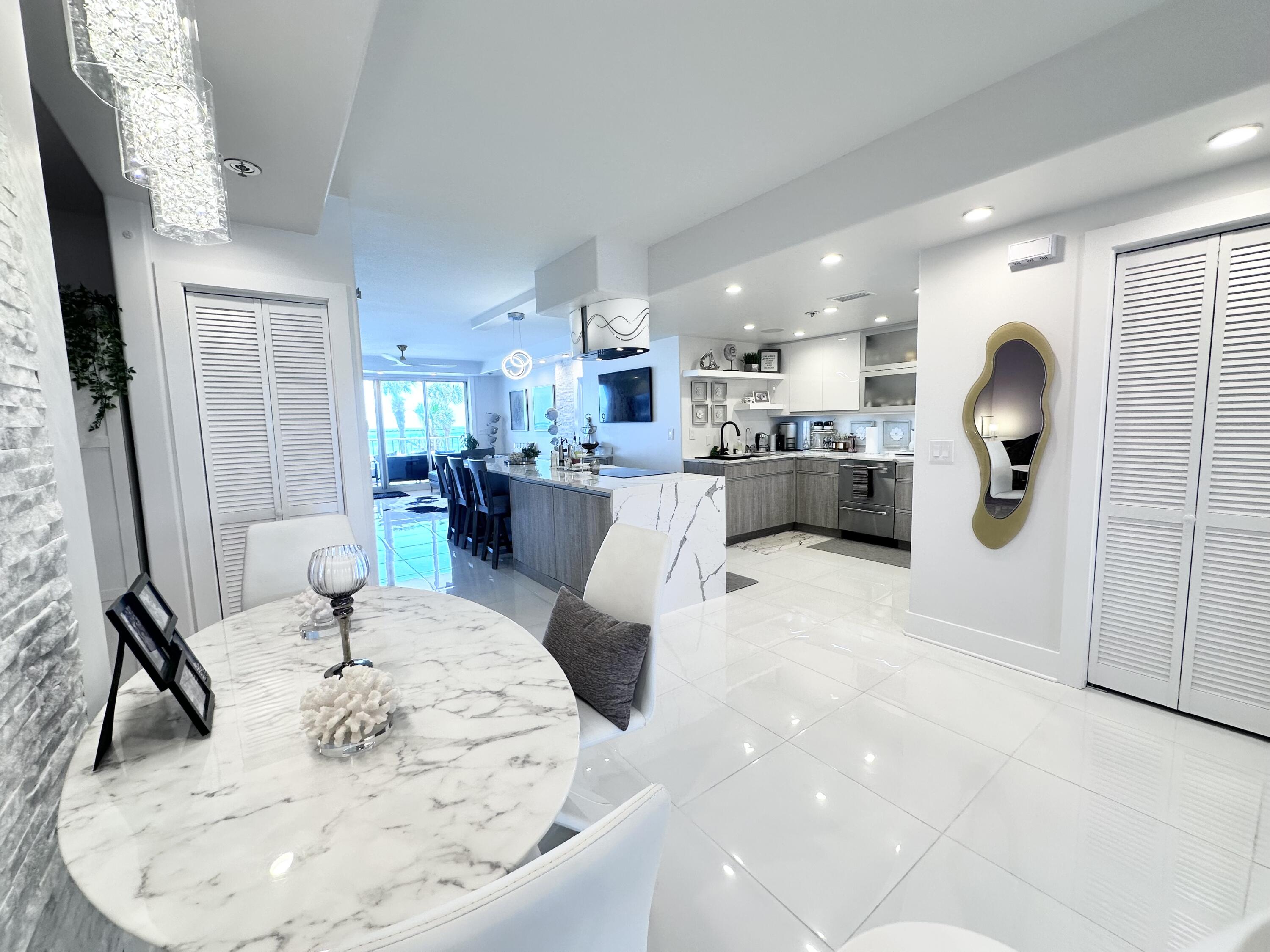 ULTIMATE Condominium - Residential