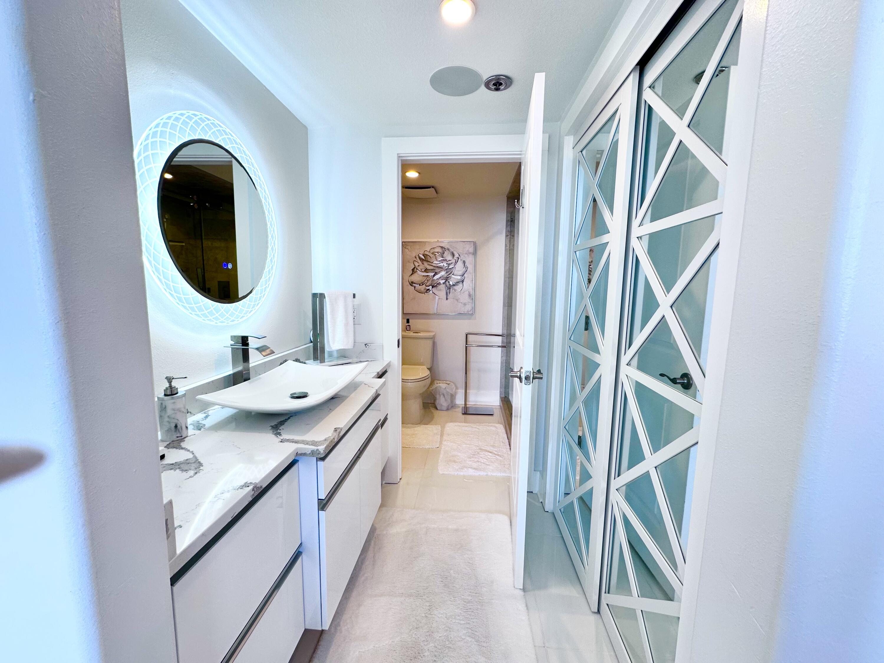 ULTIMATE Condominium - Residential