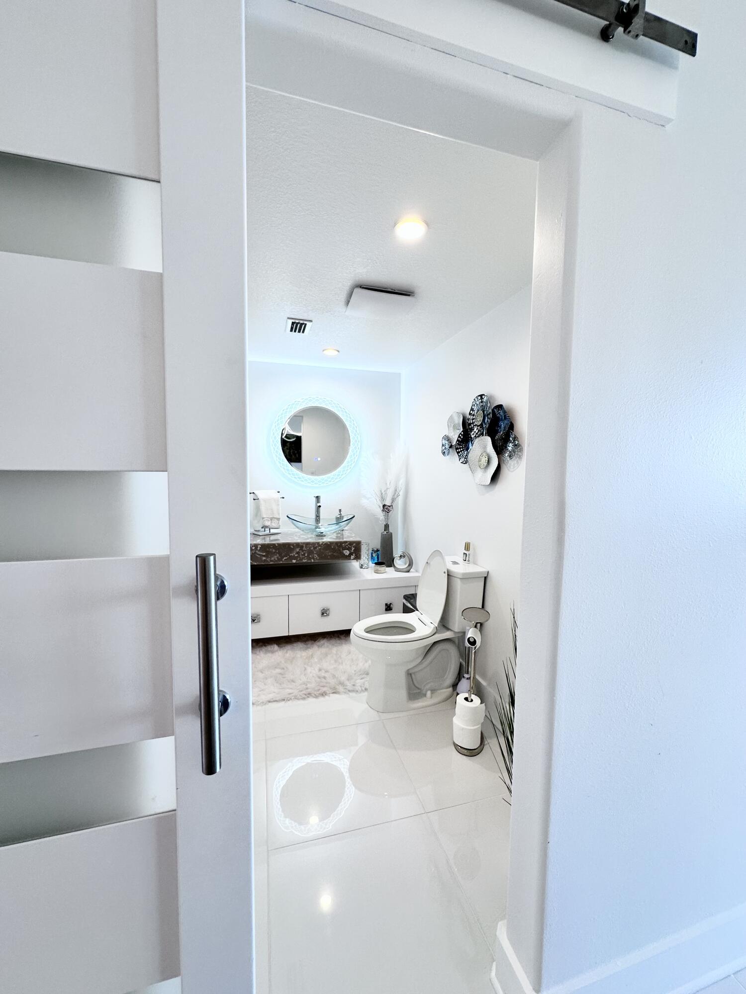 ULTIMATE Condominium - Residential
