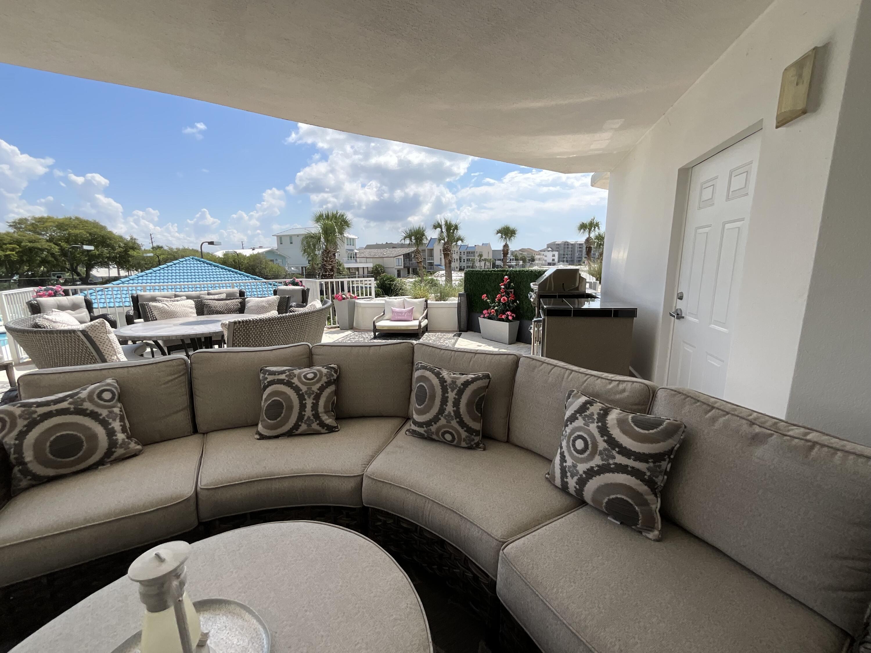 ULTIMATE Condominium - Residential