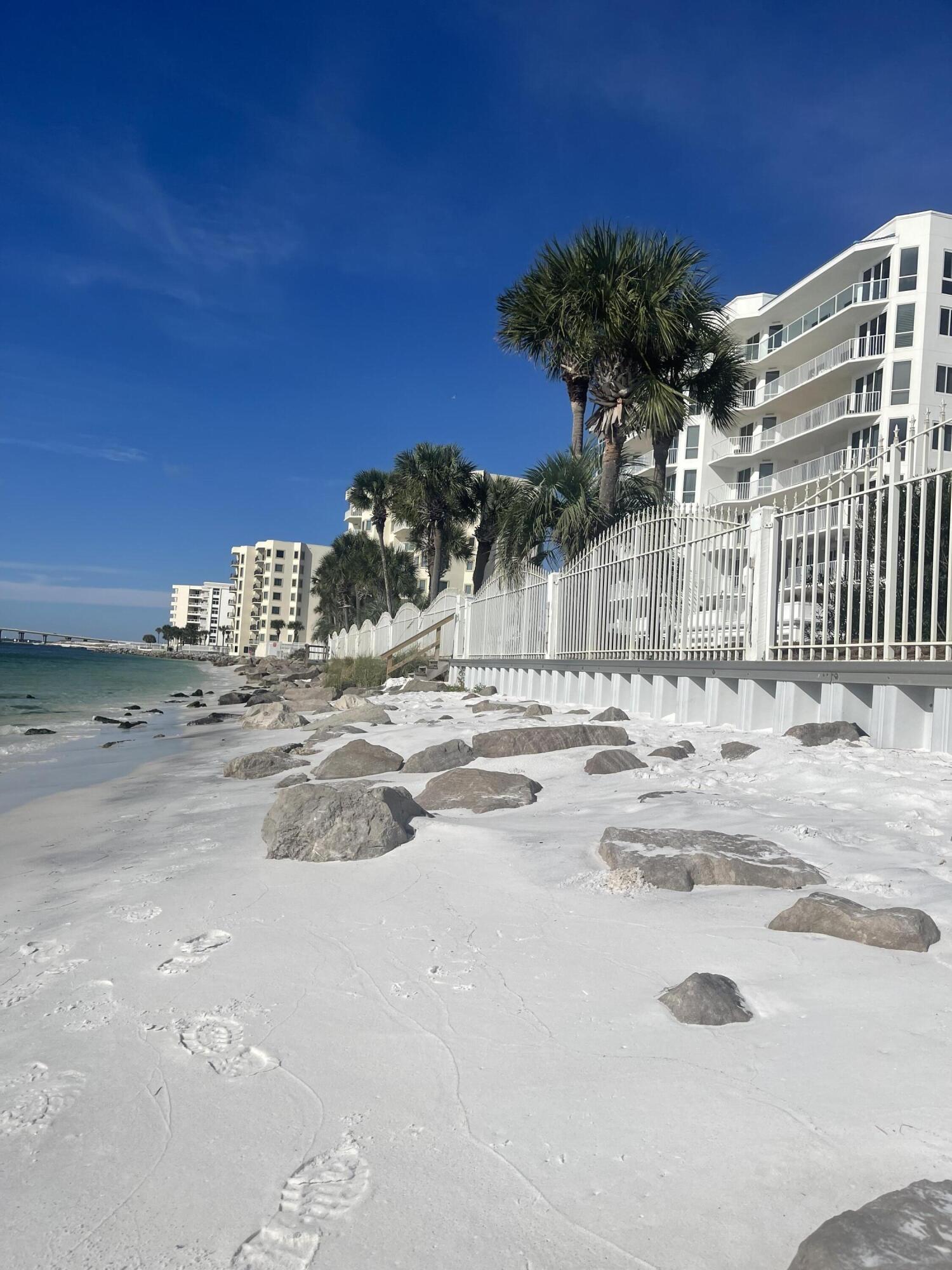 ULTIMATE Condominium - Residential