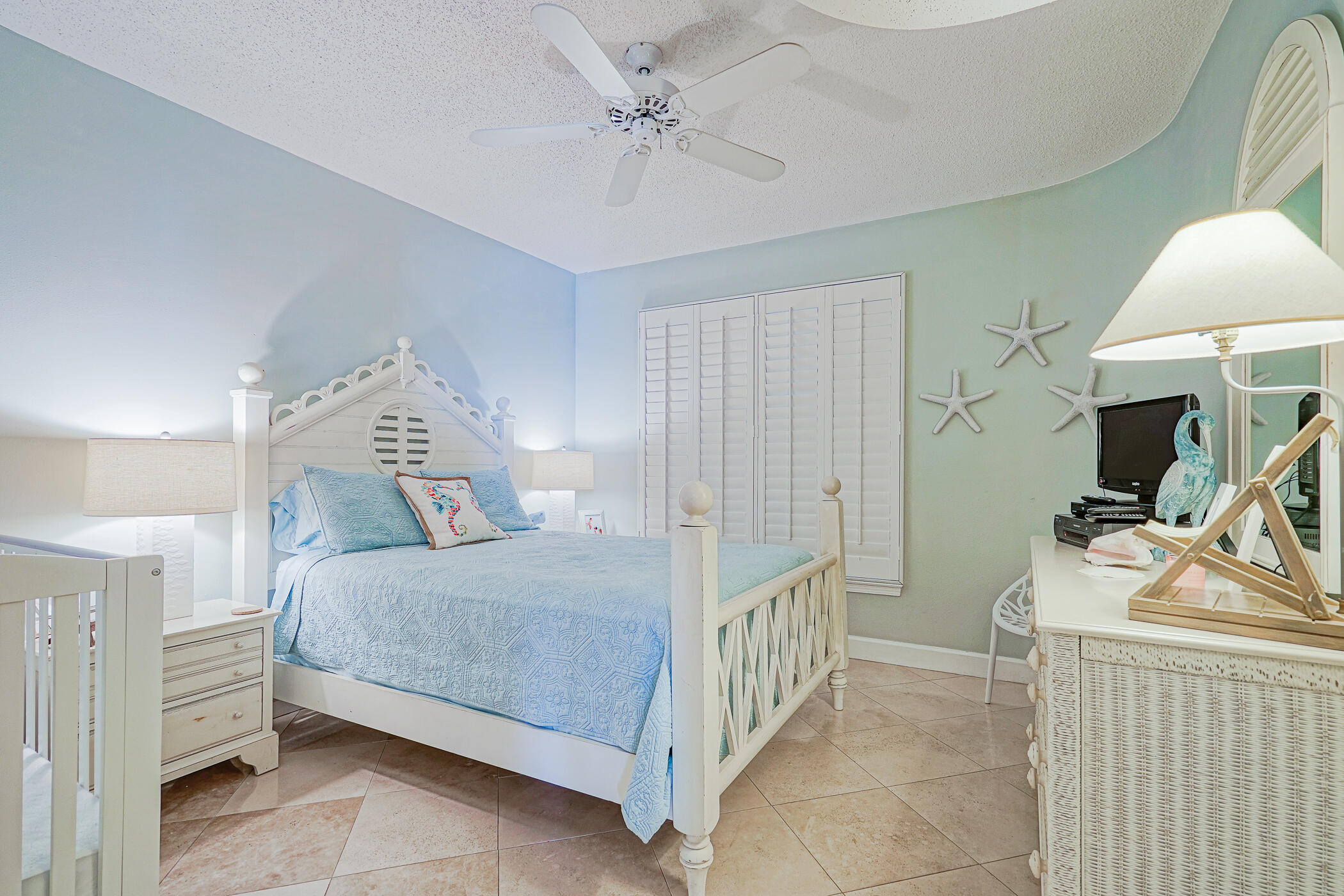 JADE EAST TOWERS CONDO - Residential