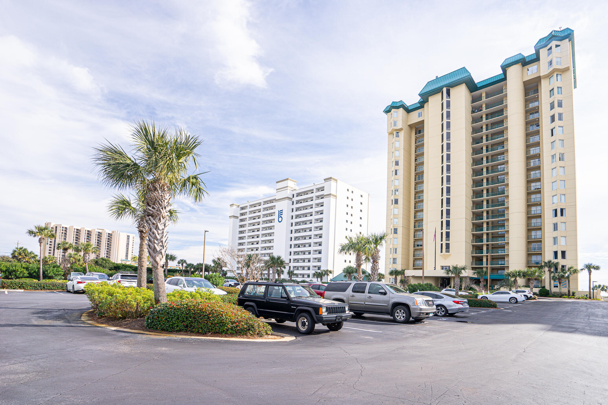 JADE EAST TOWERS CONDO - Residential