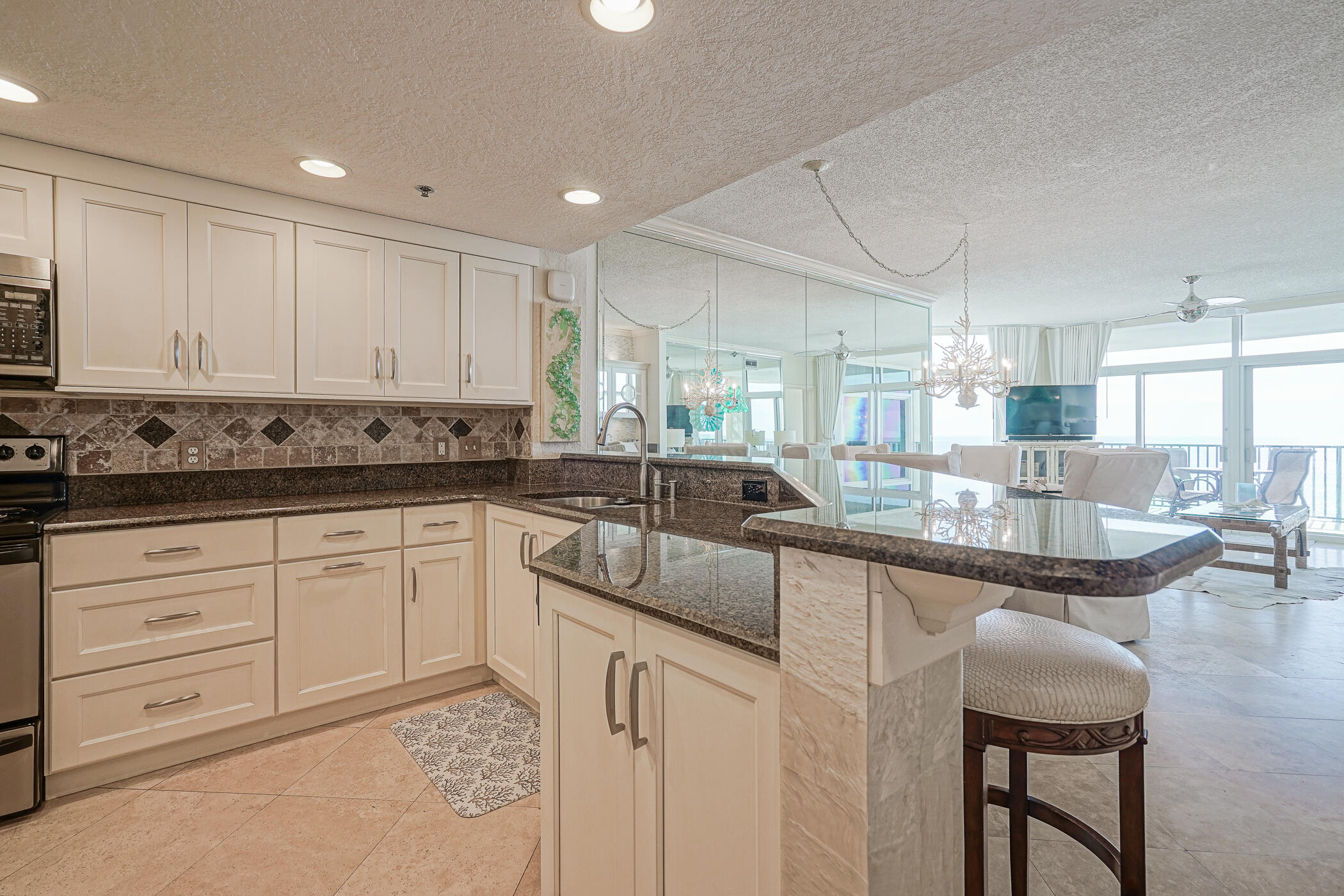 JADE EAST TOWERS CONDO - Residential