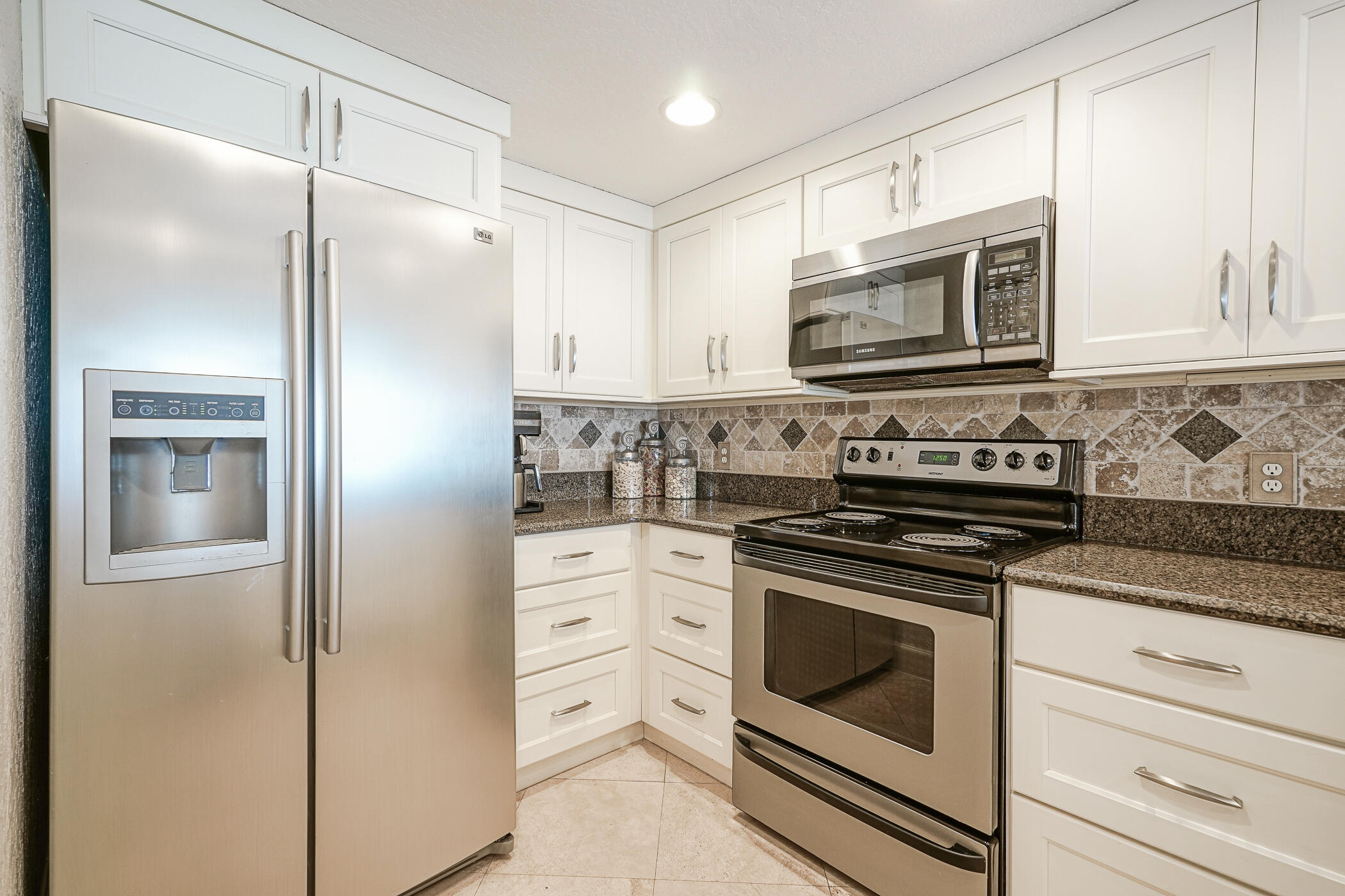 JADE EAST TOWERS CONDO - Residential