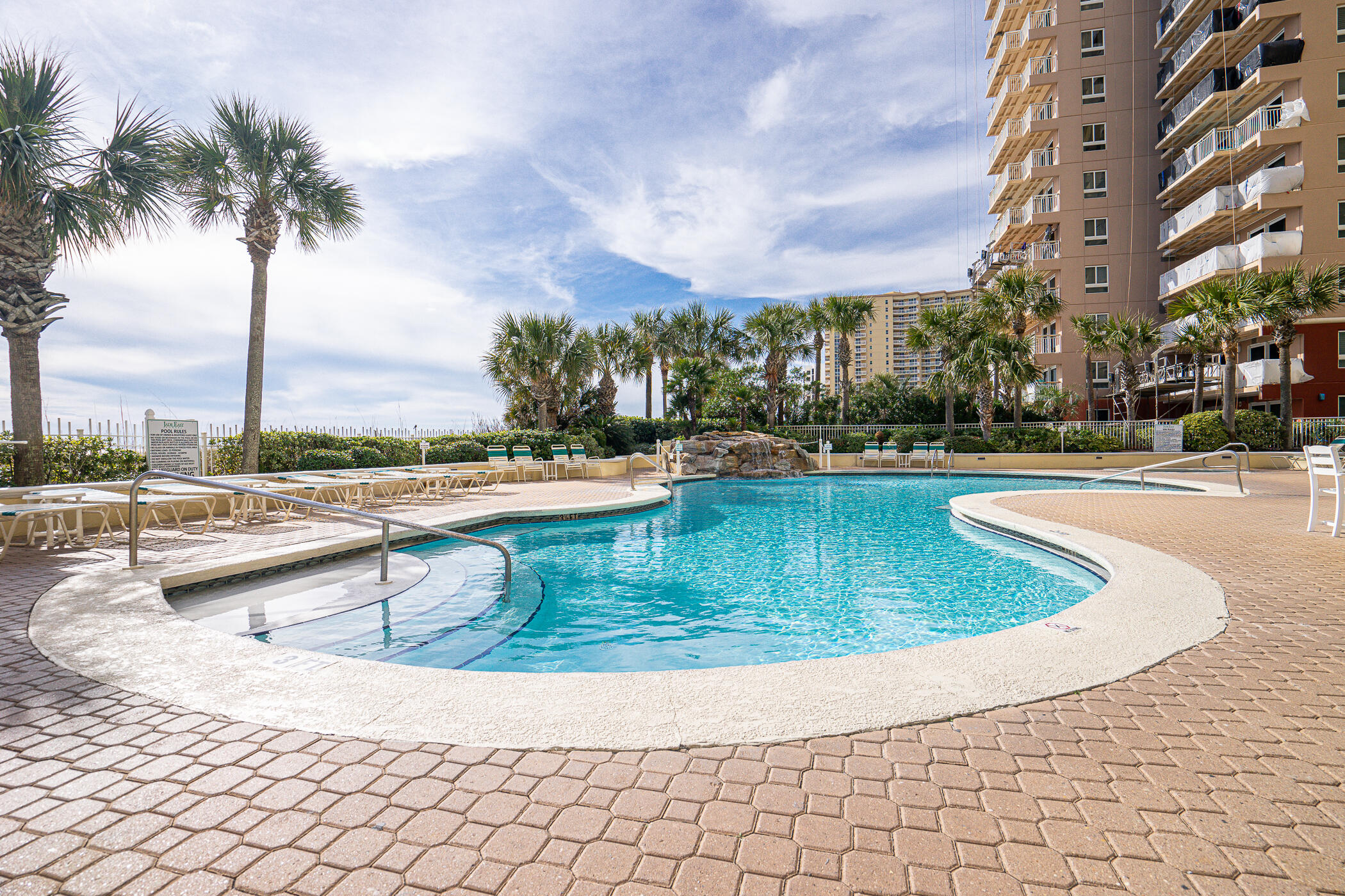 JADE EAST TOWERS CONDO - Residential