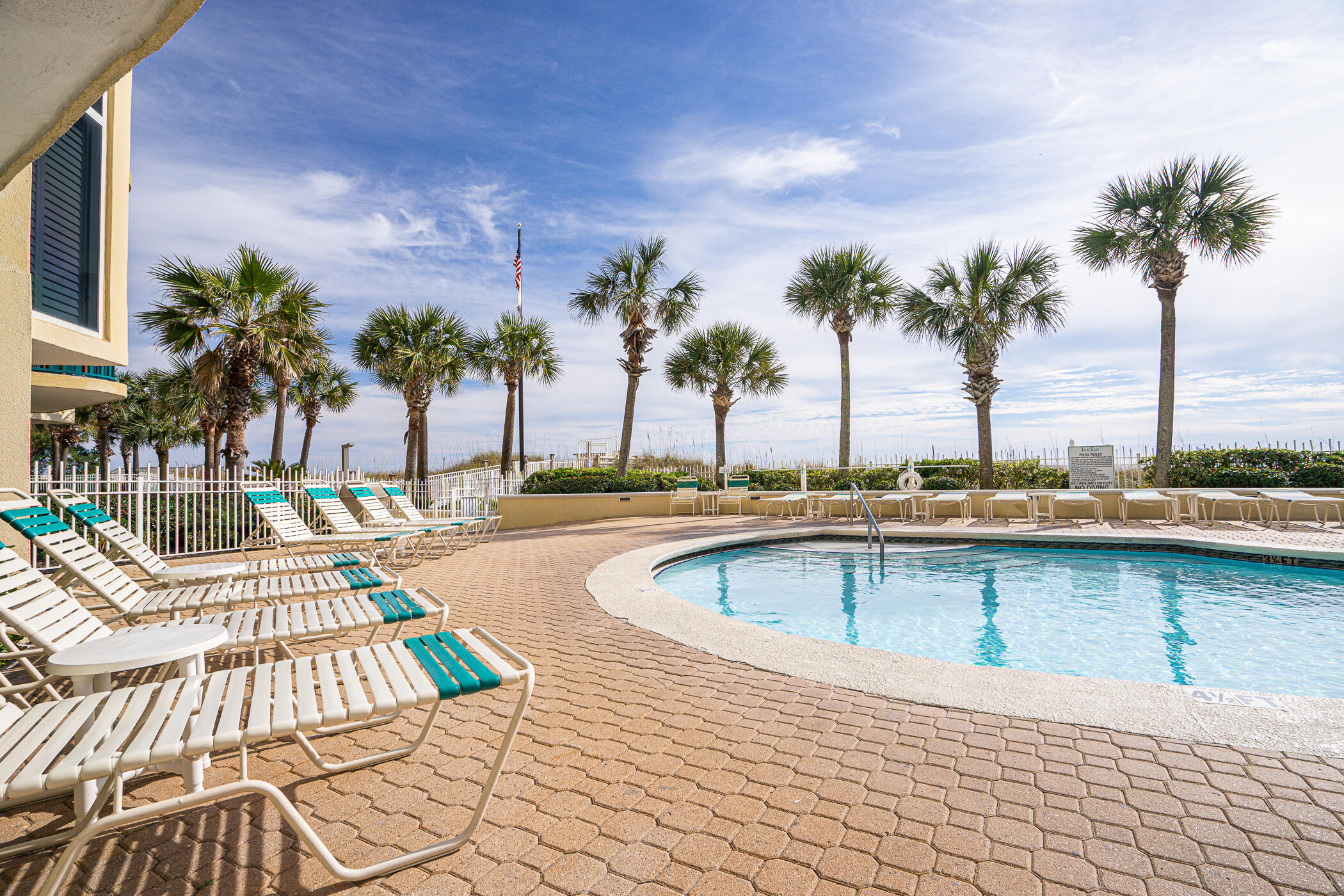 JADE EAST TOWERS CONDO - Residential