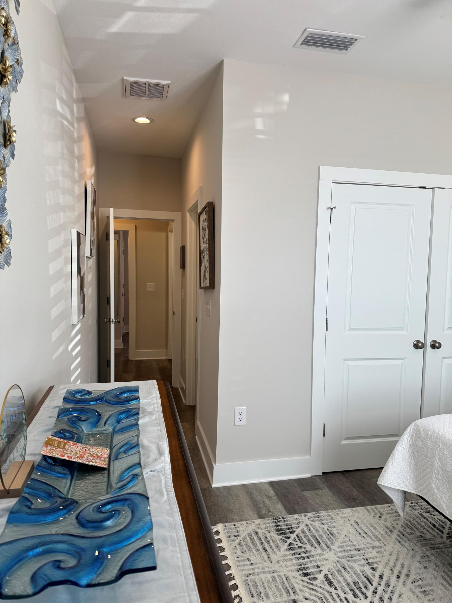 KAKE COTTAGES - Residential