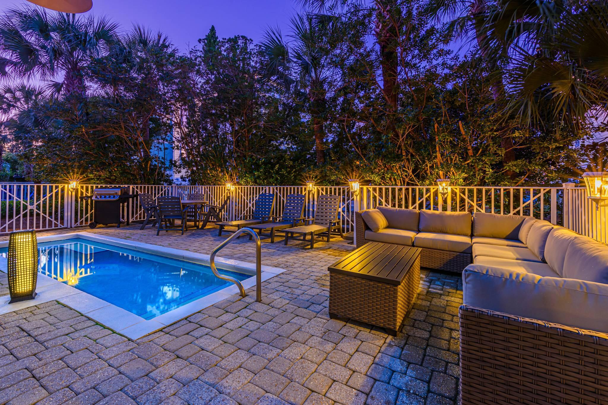 FRANGISTA BEACH 1ST ADDN - Residential