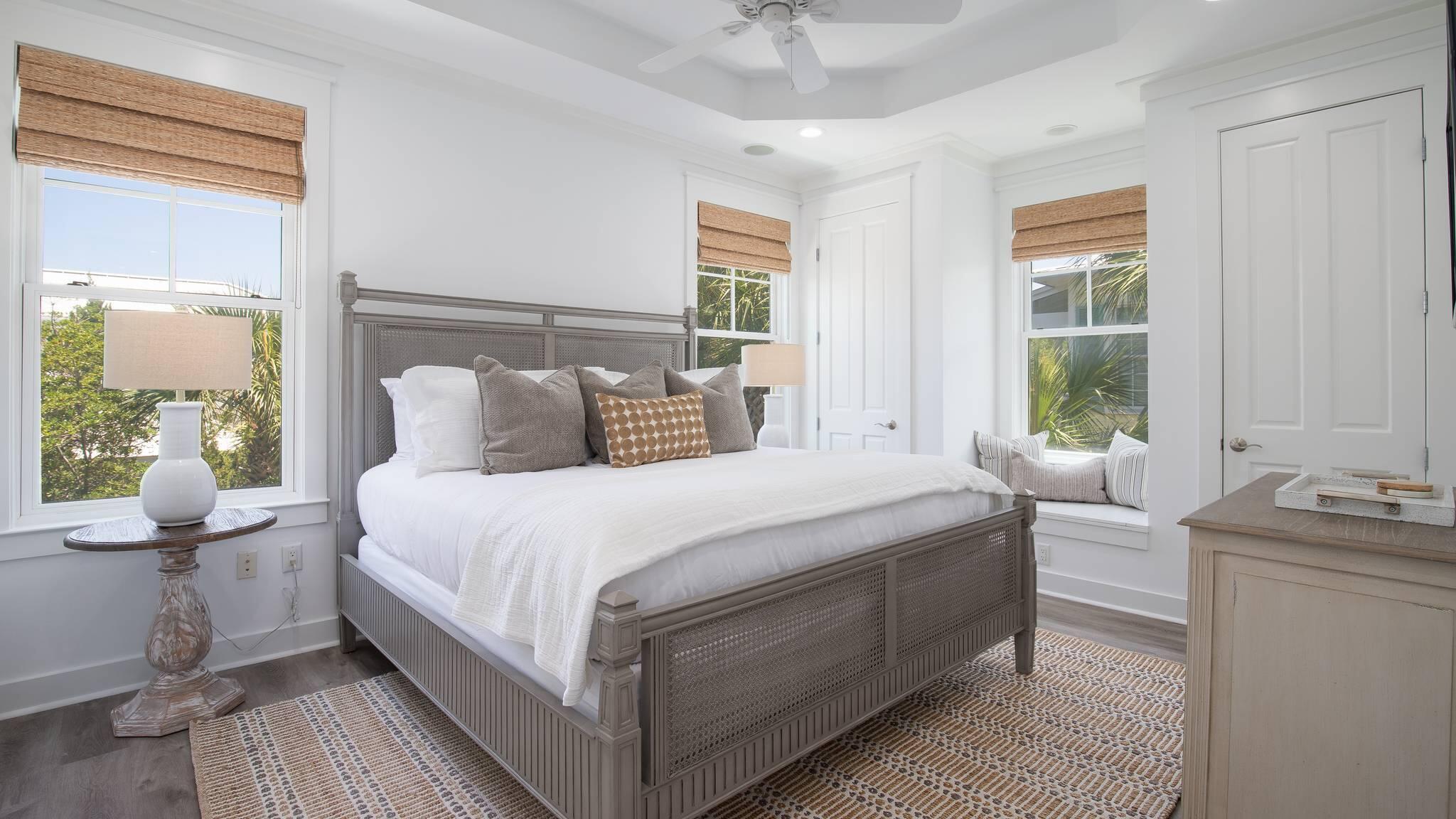 FRANGISTA BEACH 1ST ADDN - Residential