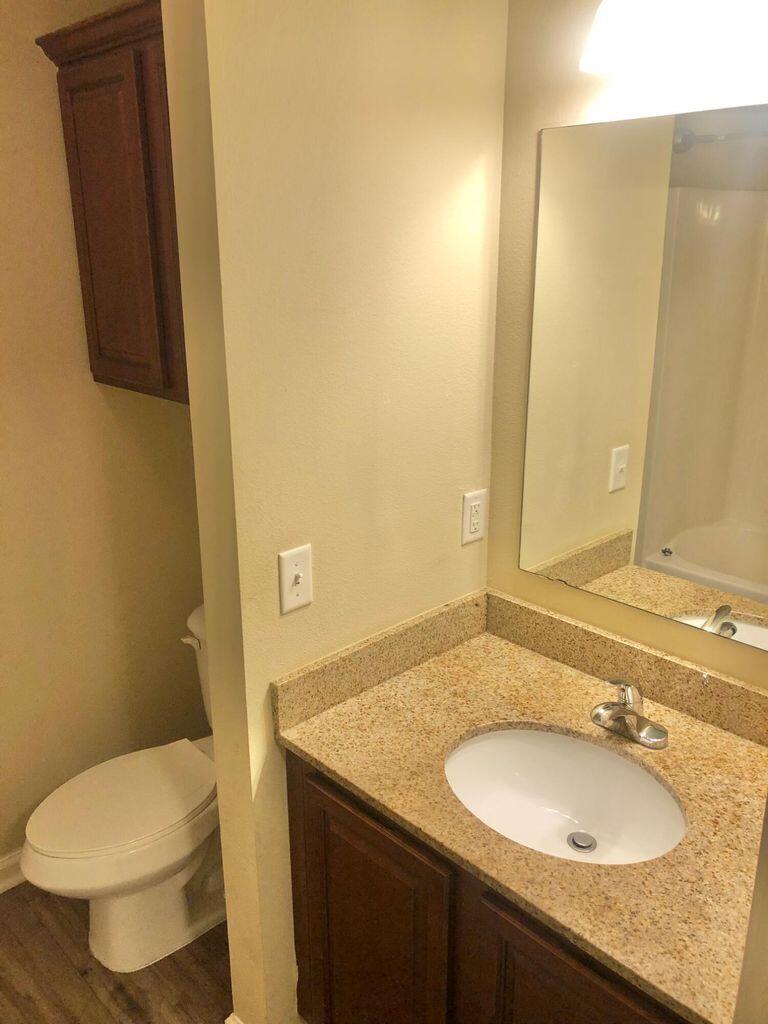 ARBOR LAKE PHASE 1 - Residential Lease