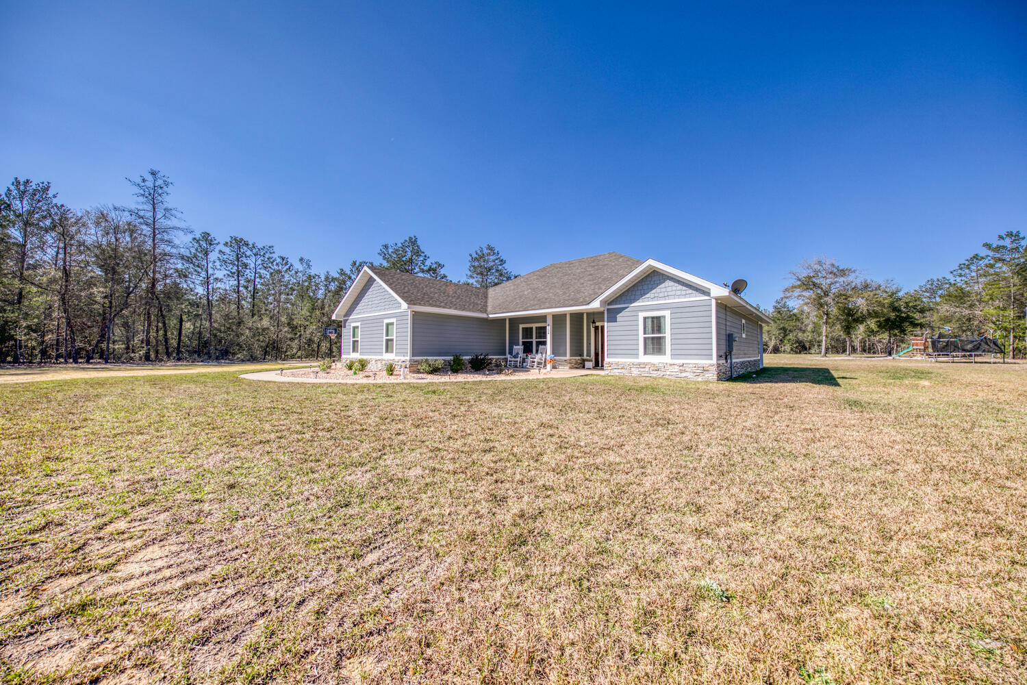 NO RECORDED SUBDIVISION - Residential