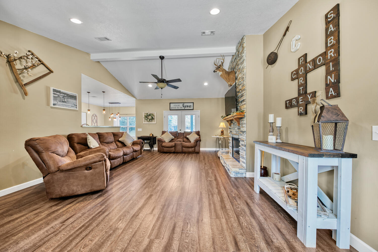 NO RECORDED SUBDIVISION - Residential