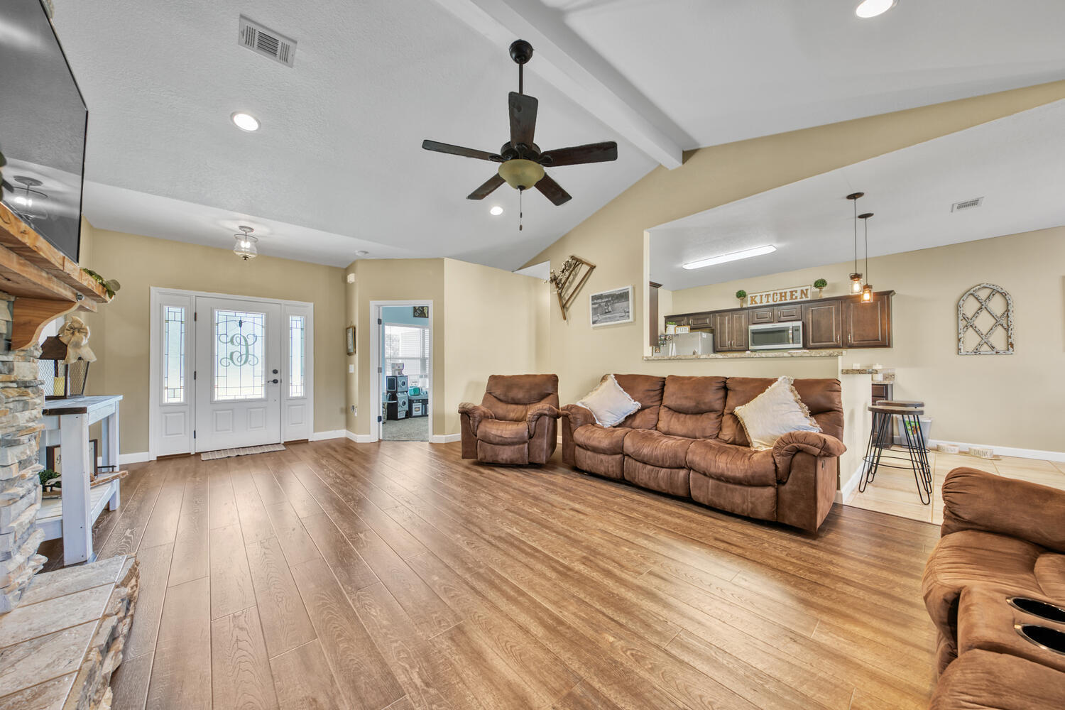 NO RECORDED SUBDIVISION - Residential