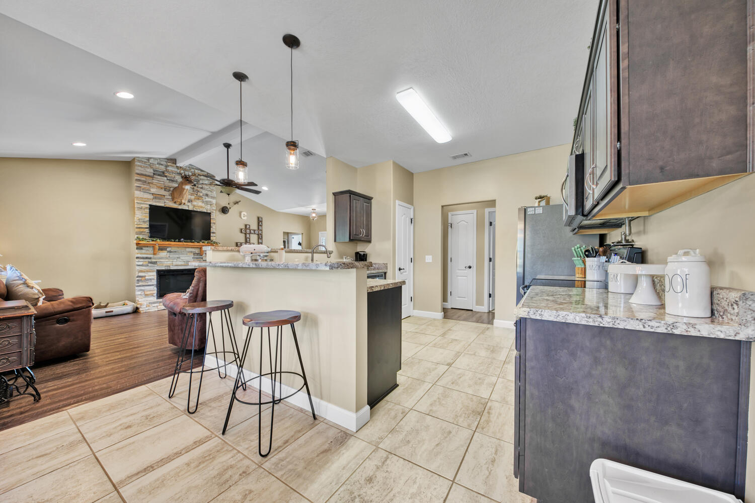 NO RECORDED SUBDIVISION - Residential