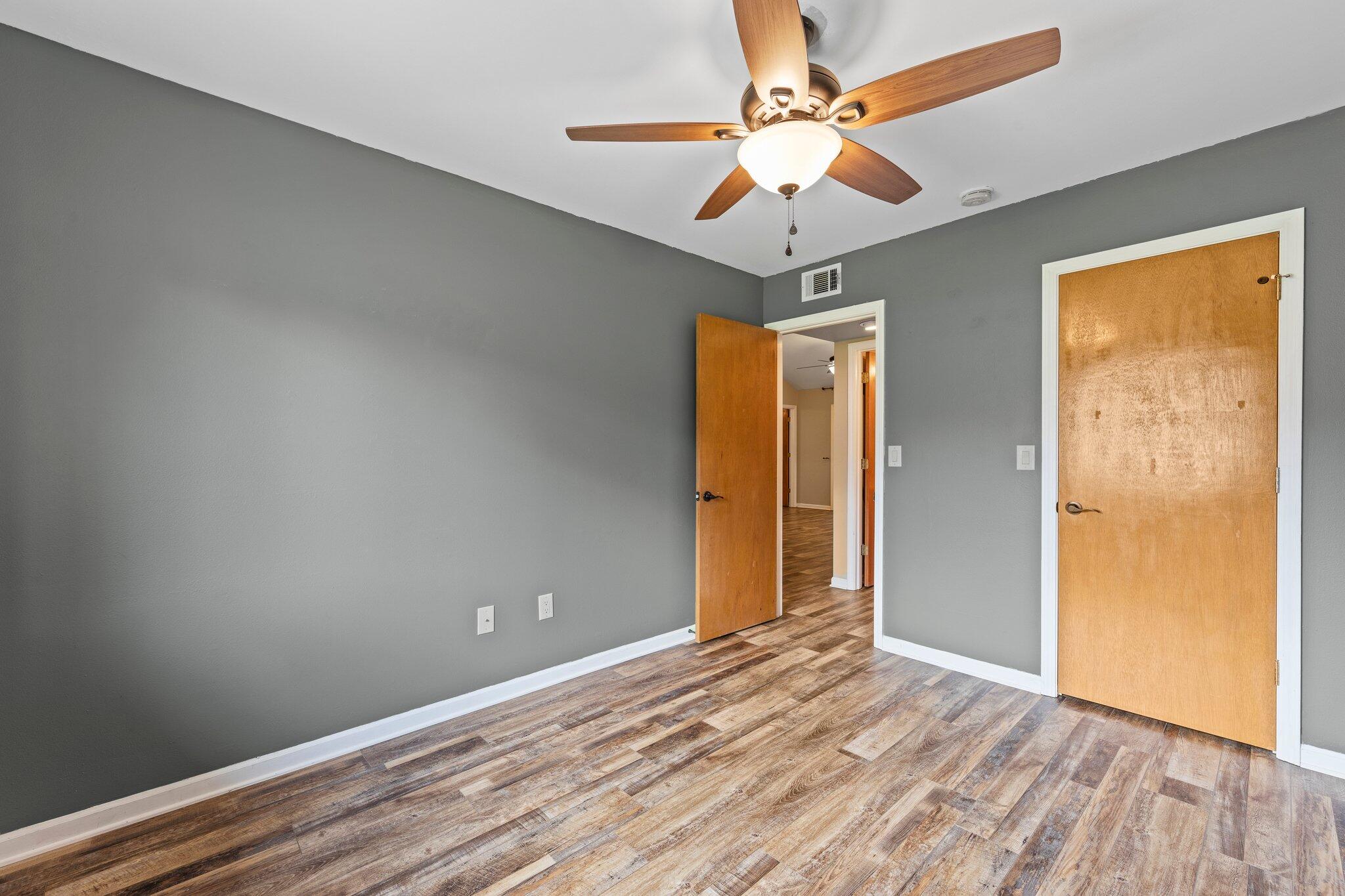 CEDAR RIDGE PH 10 - Residential Lease