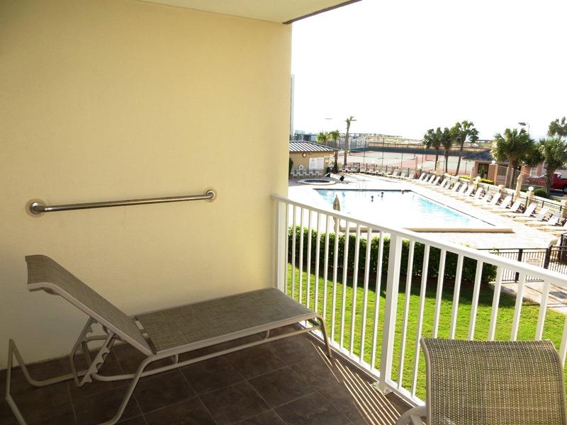 ISLANDER CONDO Ph I - Residential