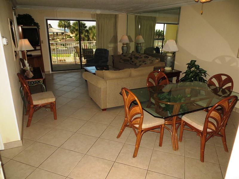 ISLANDER CONDO Ph I - Residential