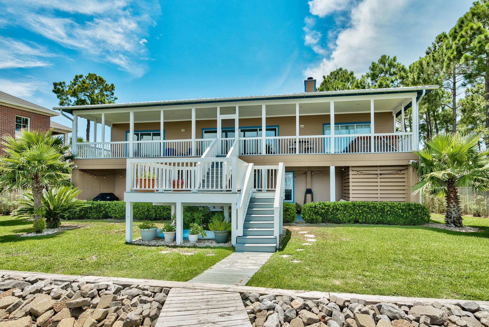 TURQUOISE BEACH 1ST ADDN - Residential