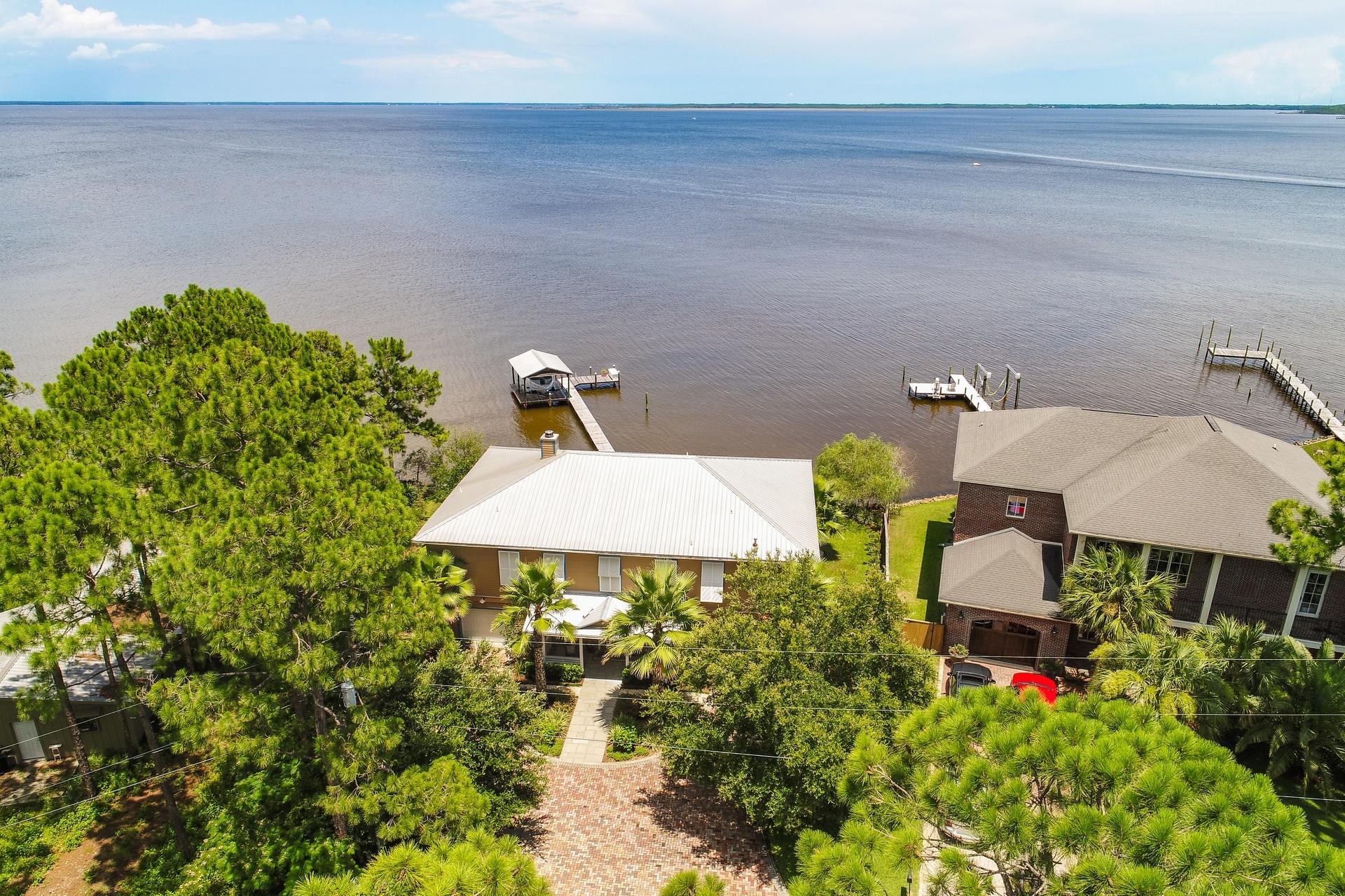 TURQUOISE BEACH 1ST ADDN - Residential