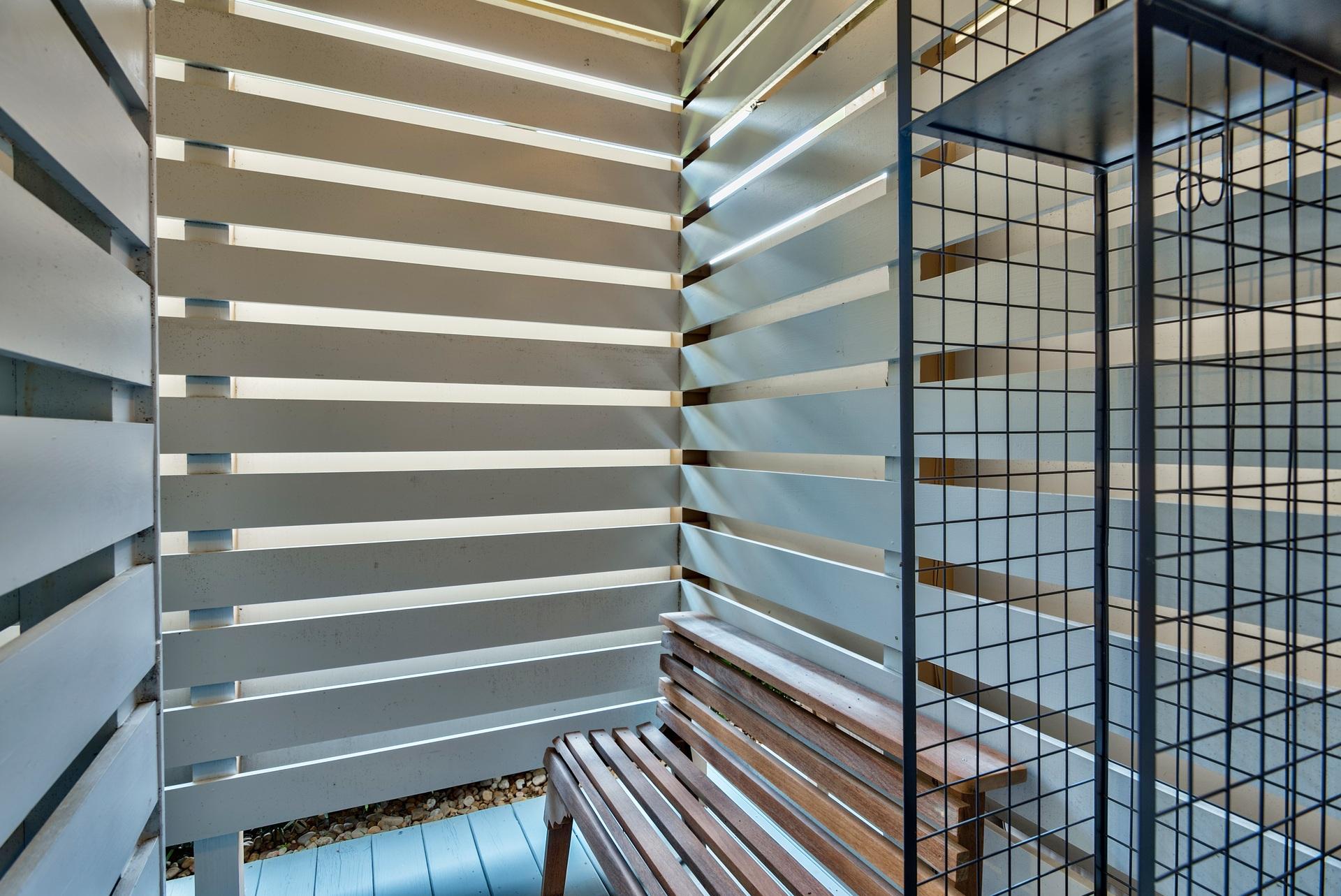 TURQUOISE BEACH 1ST ADDN - Residential