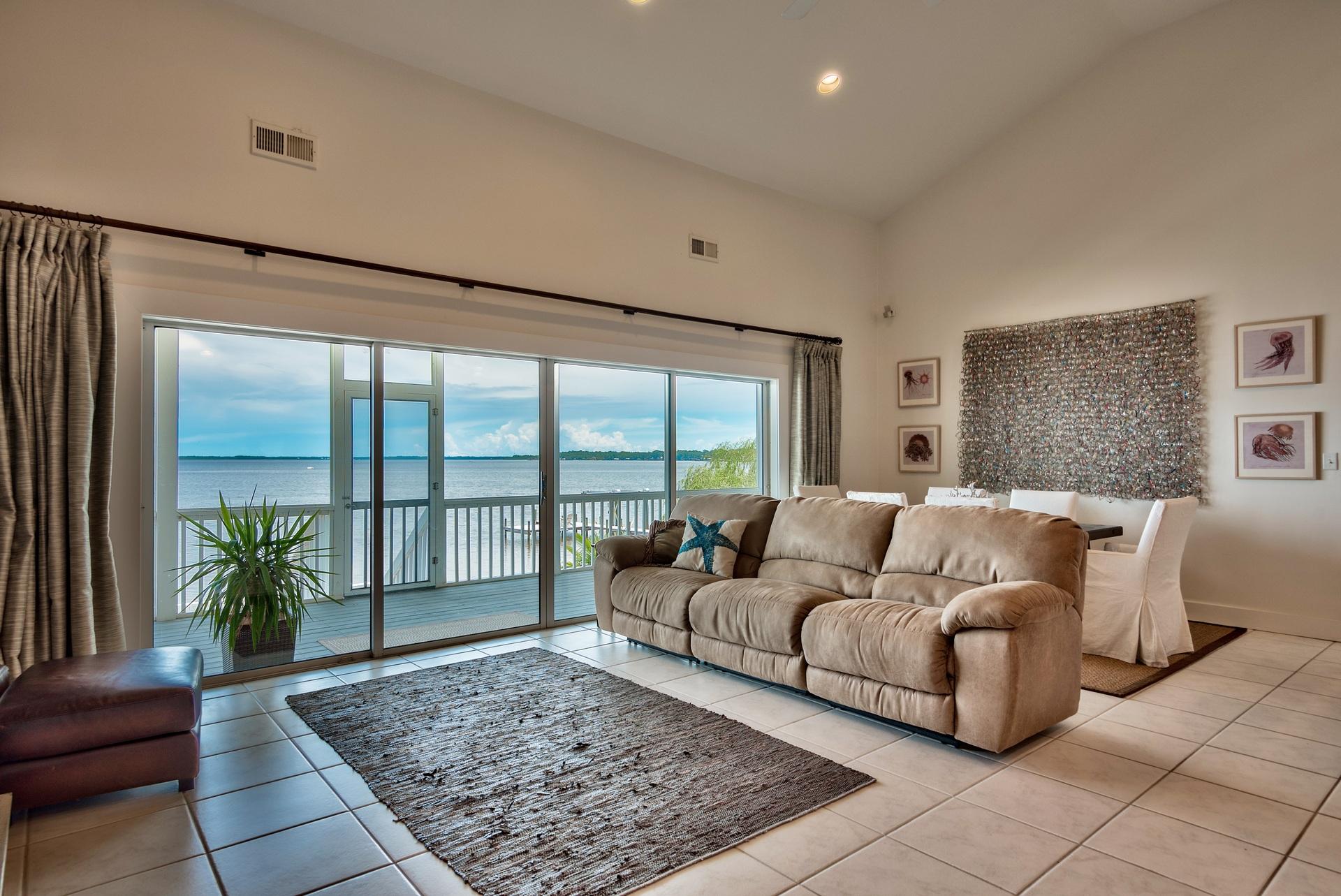 TURQUOISE BEACH 1ST ADDN - Residential