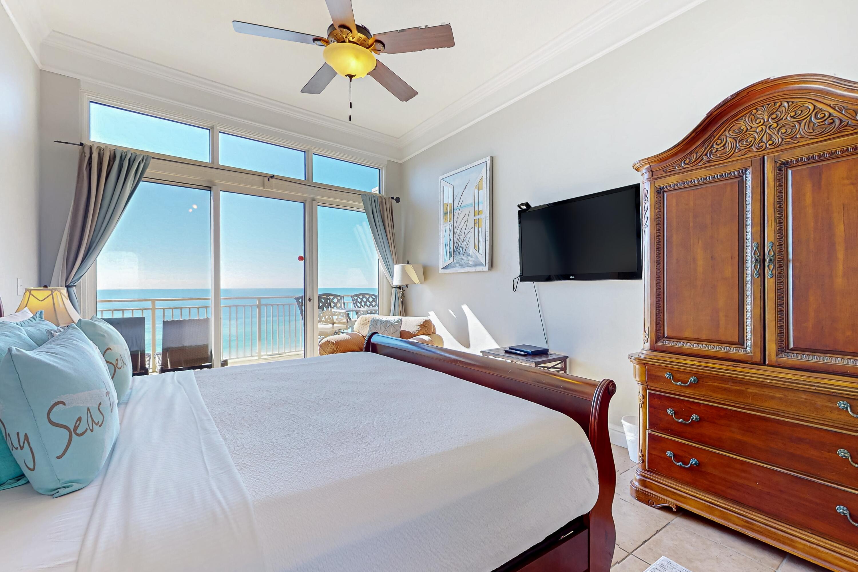 STERLING SHORES - Residential