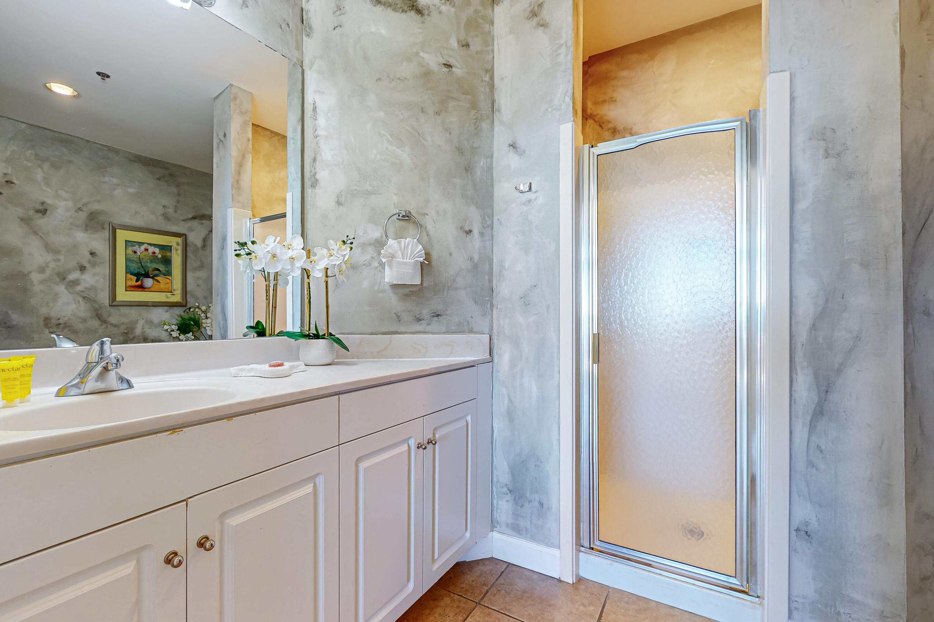 STERLING SHORES - Residential