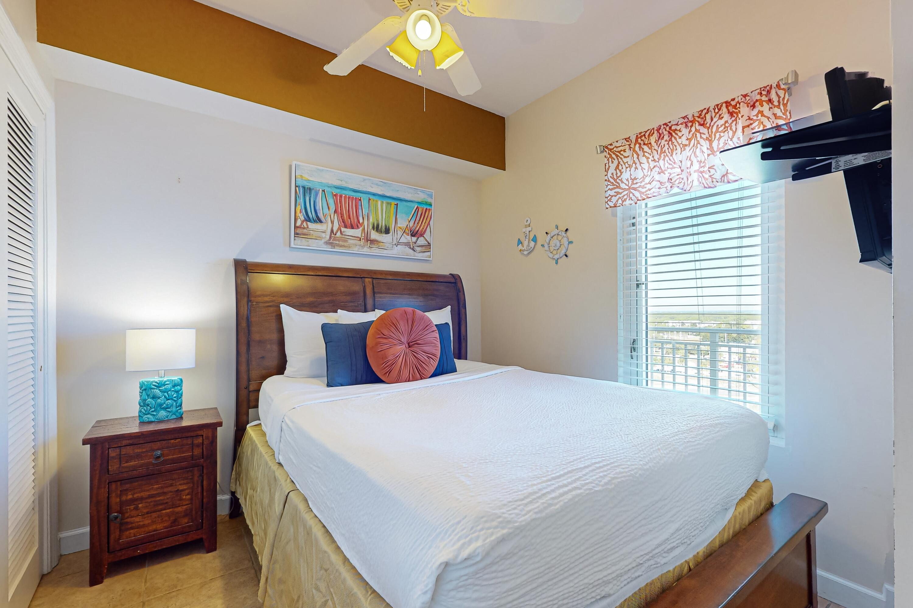 STERLING SHORES - Residential