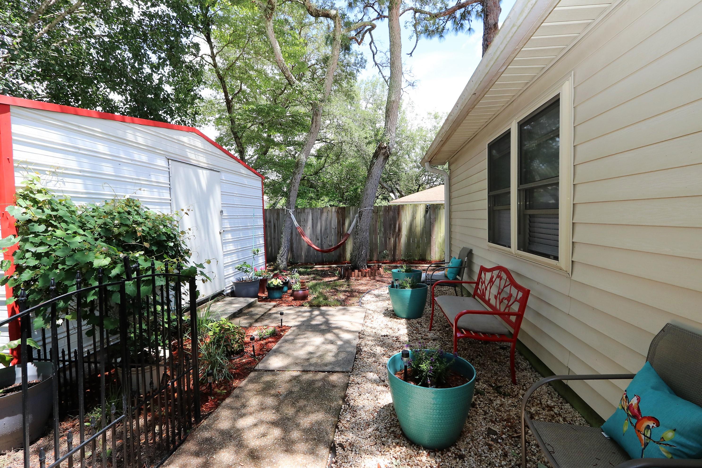 CREEKSIDE 1 - Residential