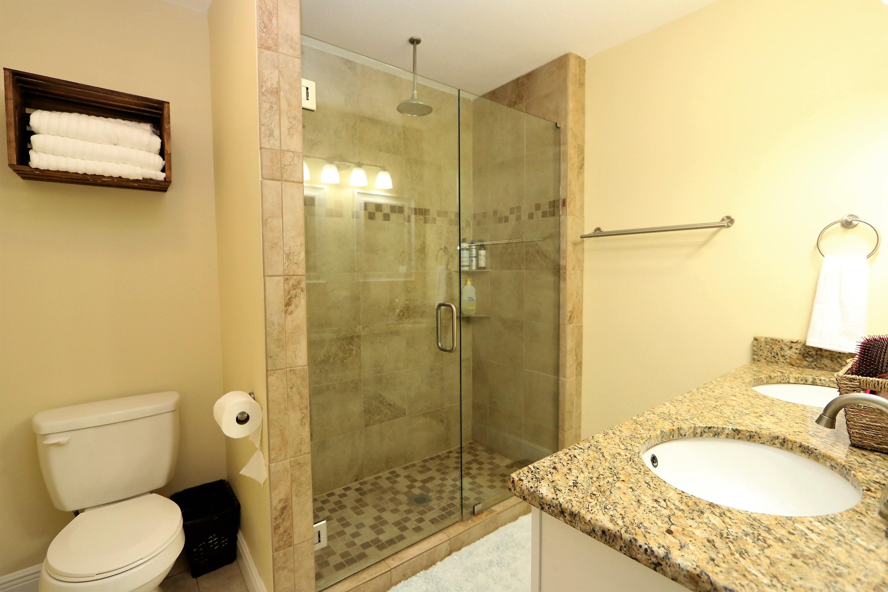 CREEKSIDE 1 - Residential