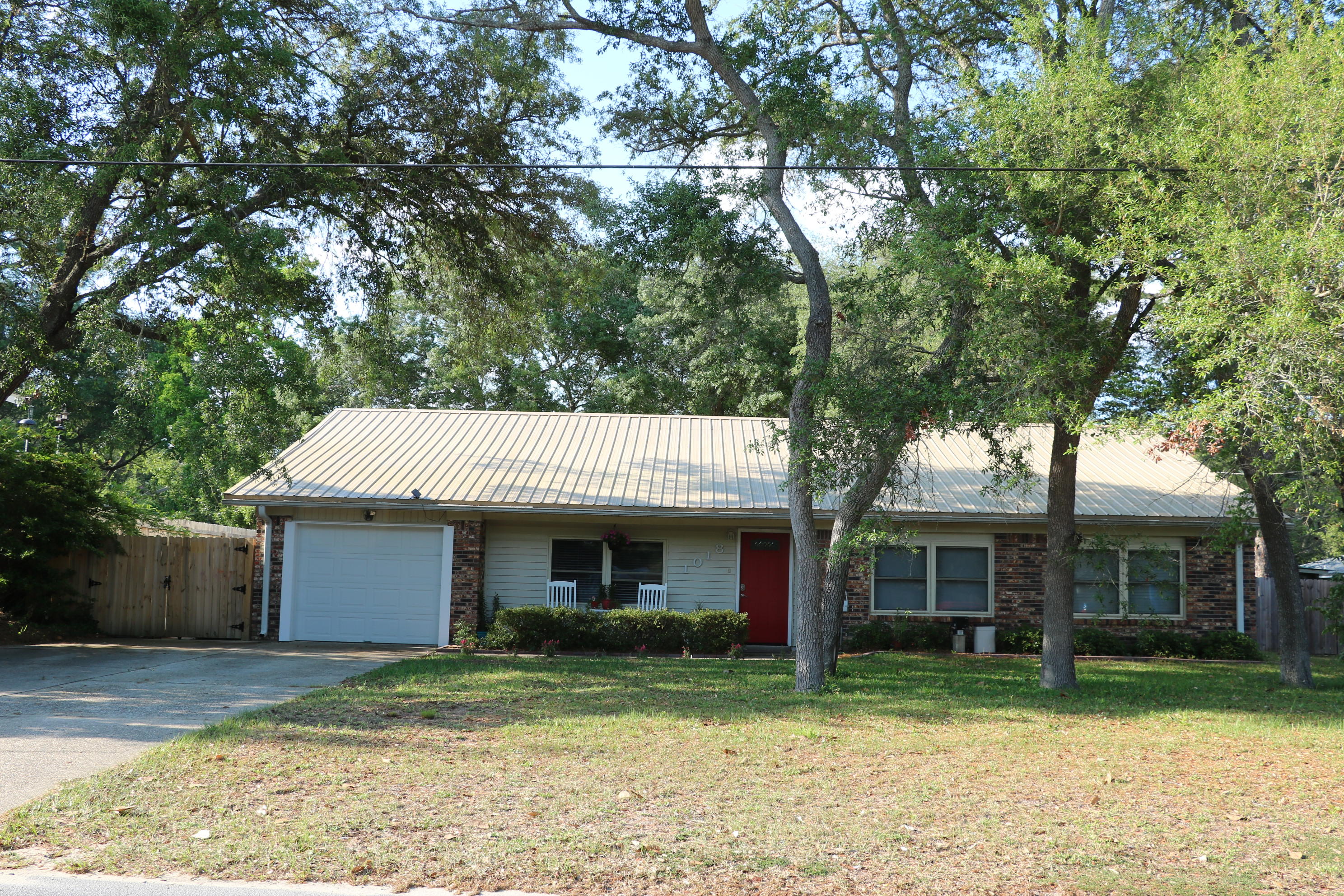 CREEKSIDE 1 - Residential