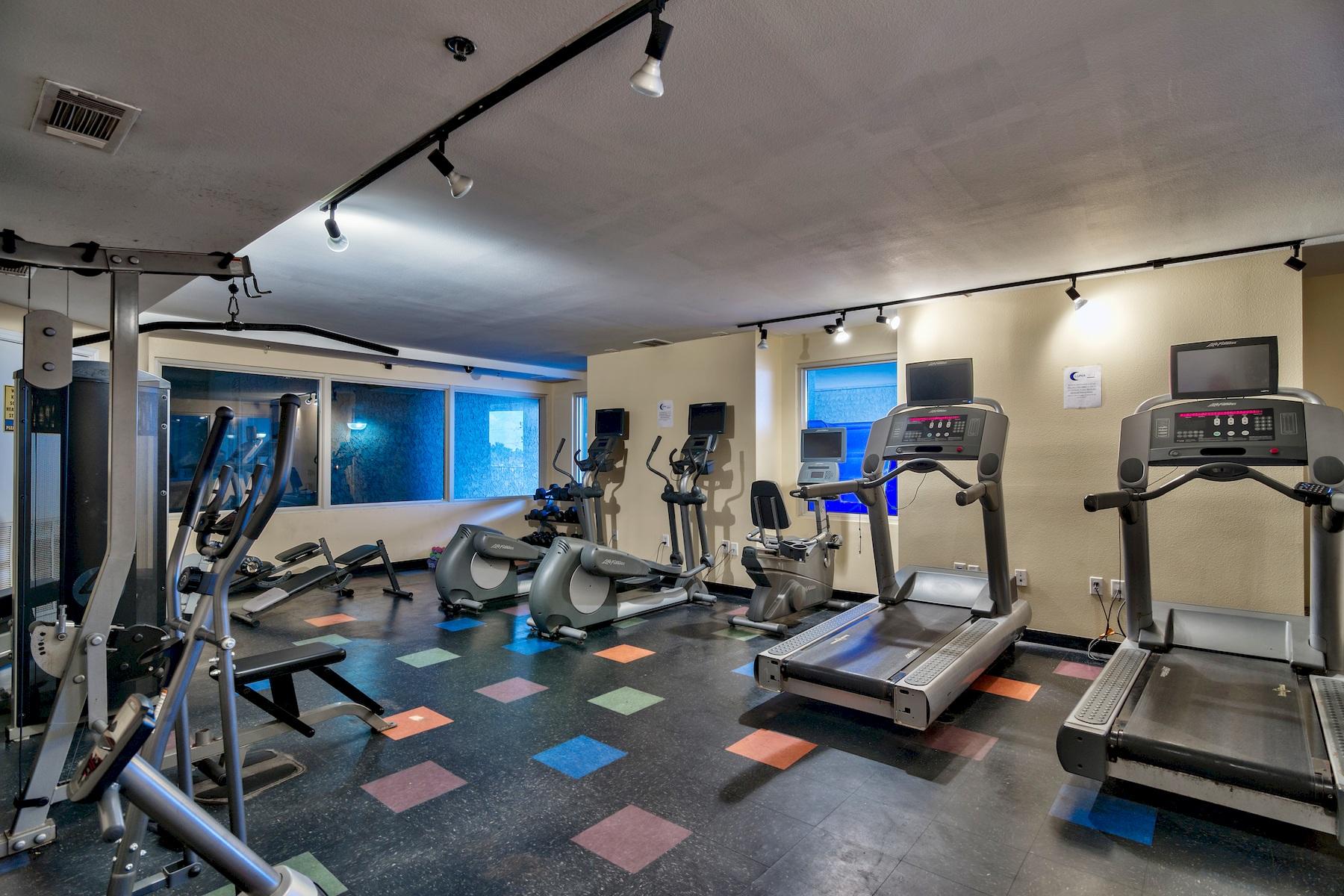 SHORES OF PANAMA PHASE I - Residential