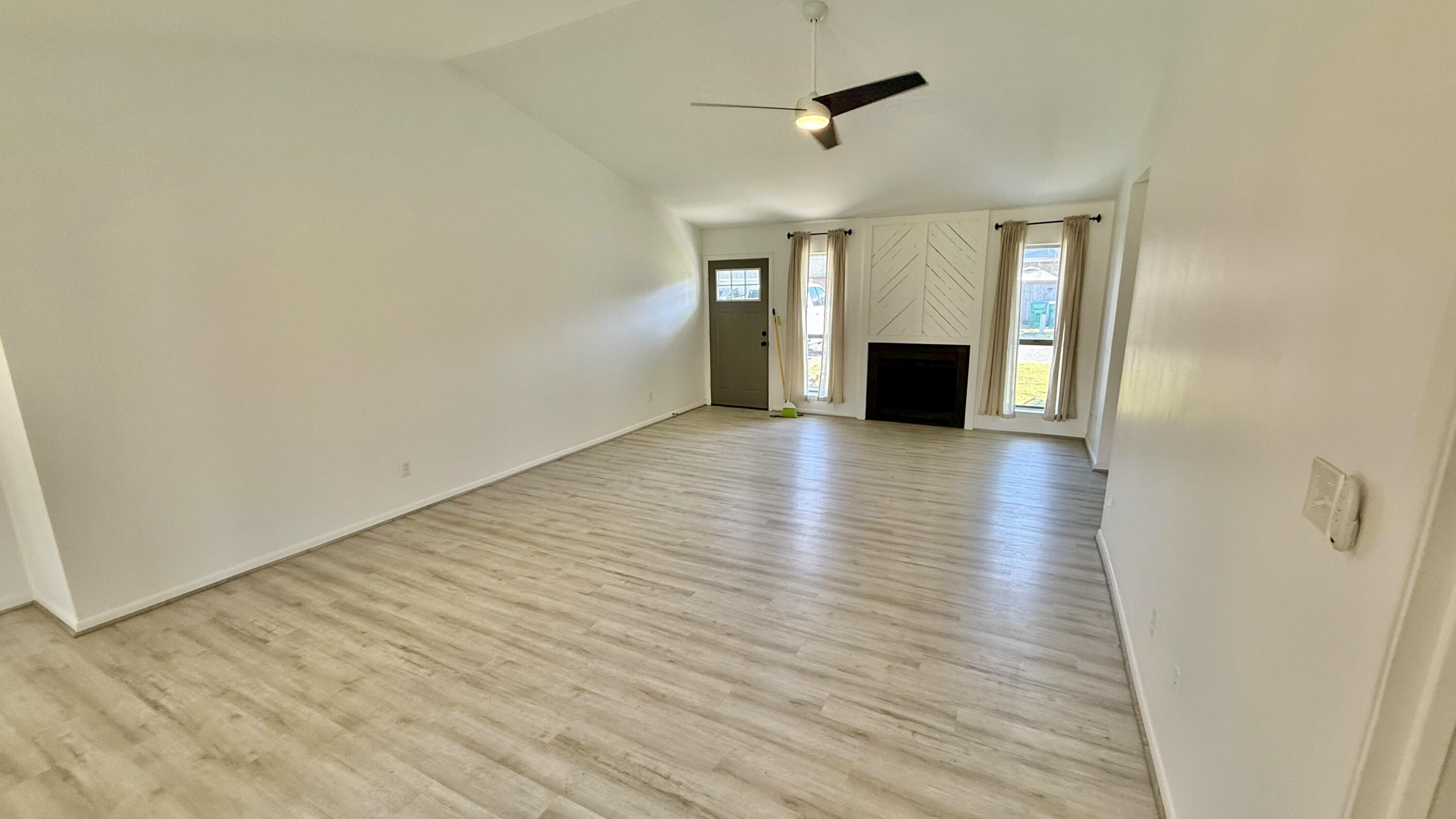 INDIAN OAKS - Residential