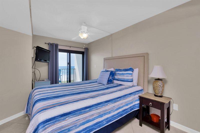 SUNDUNES CONDO - Residential