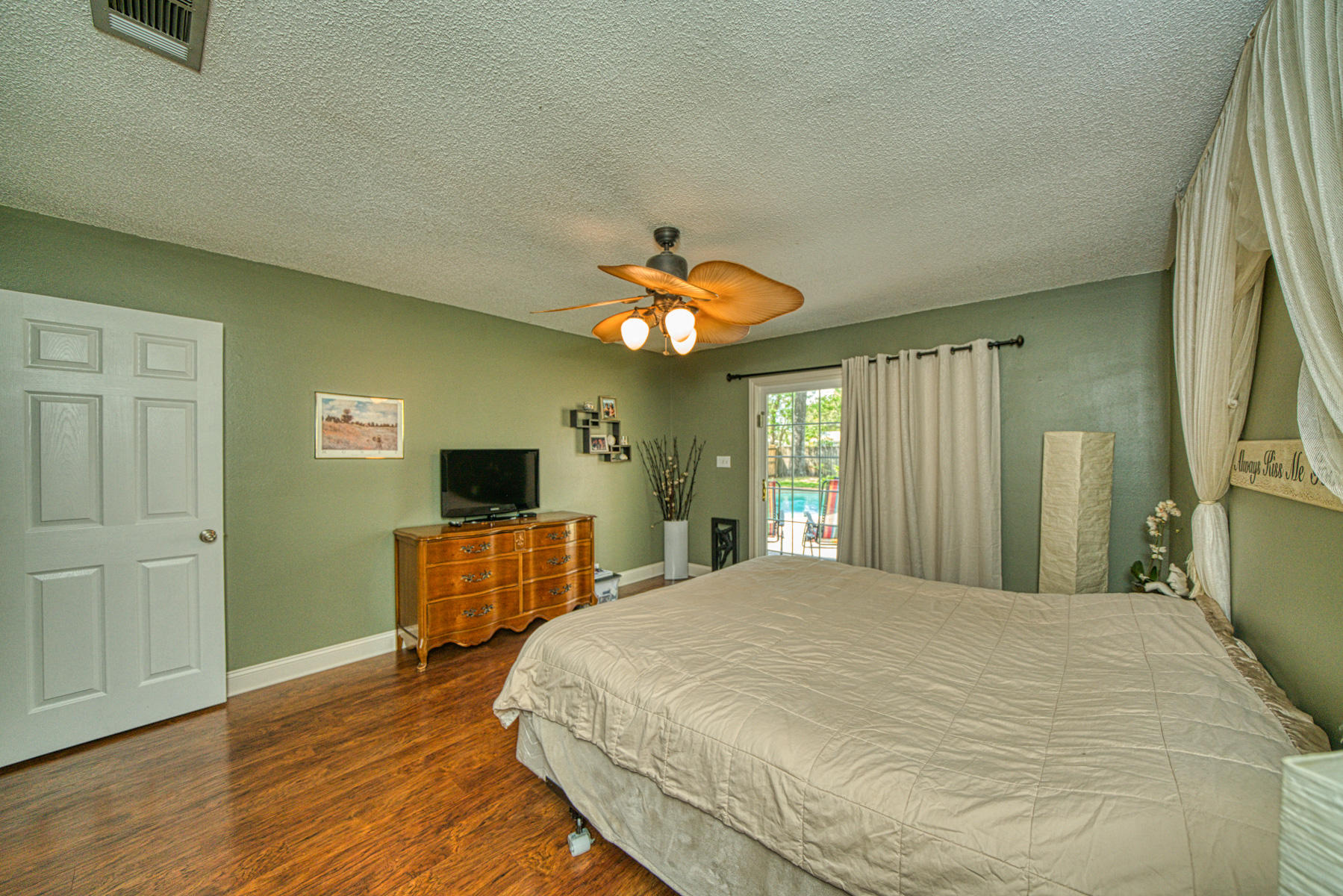 VALPARAISO P/C #6 LOT 11 BLK 115 - Residential