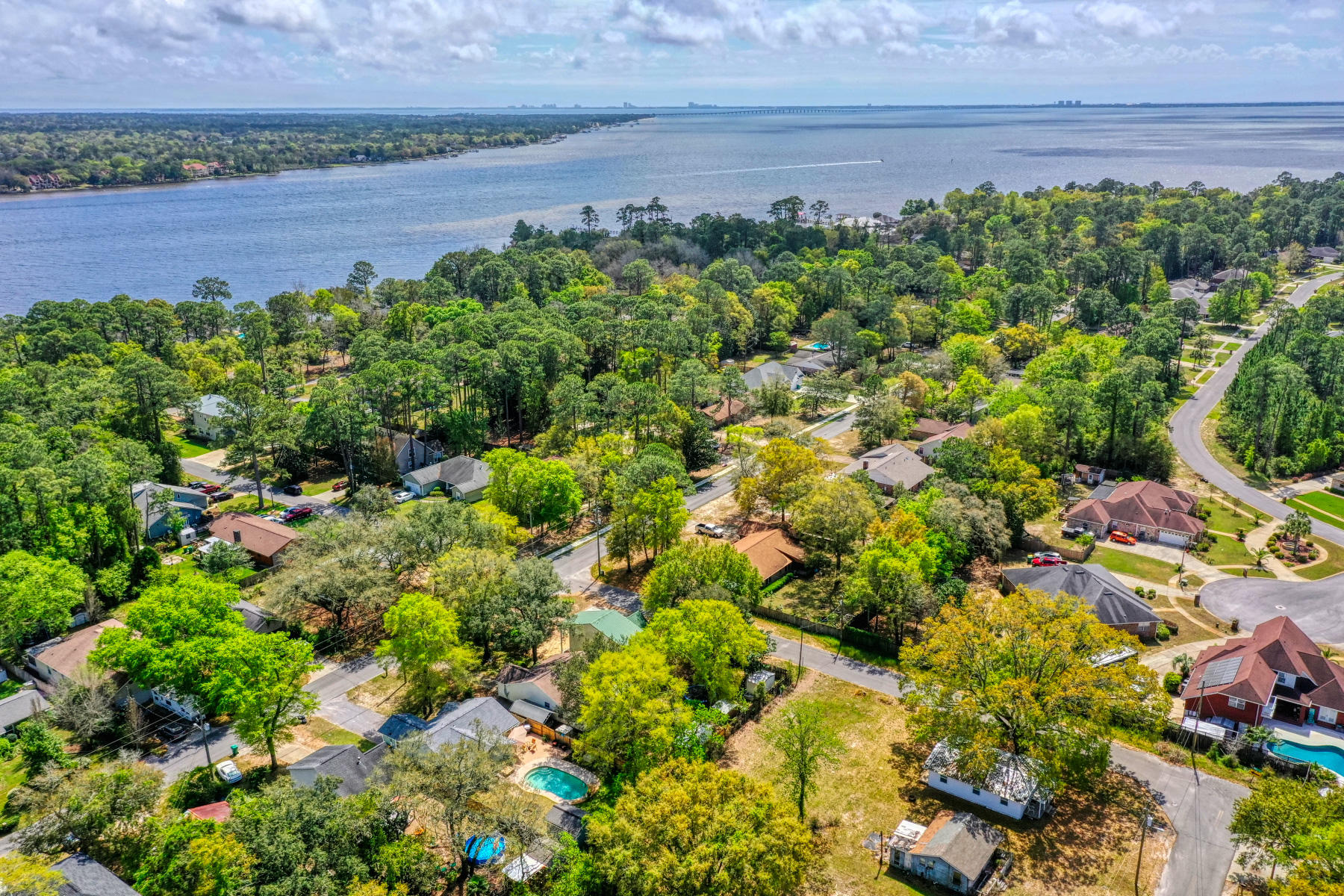 VALPARAISO P/C #6 LOT 11 BLK 115 - Residential