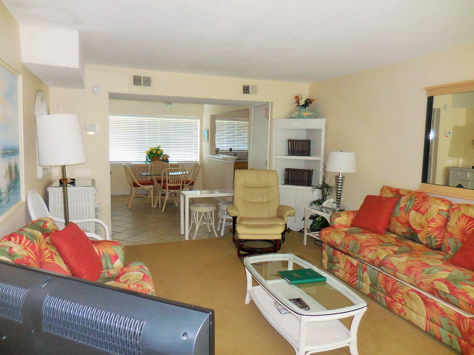 SEASPRAY CONDO - Residential