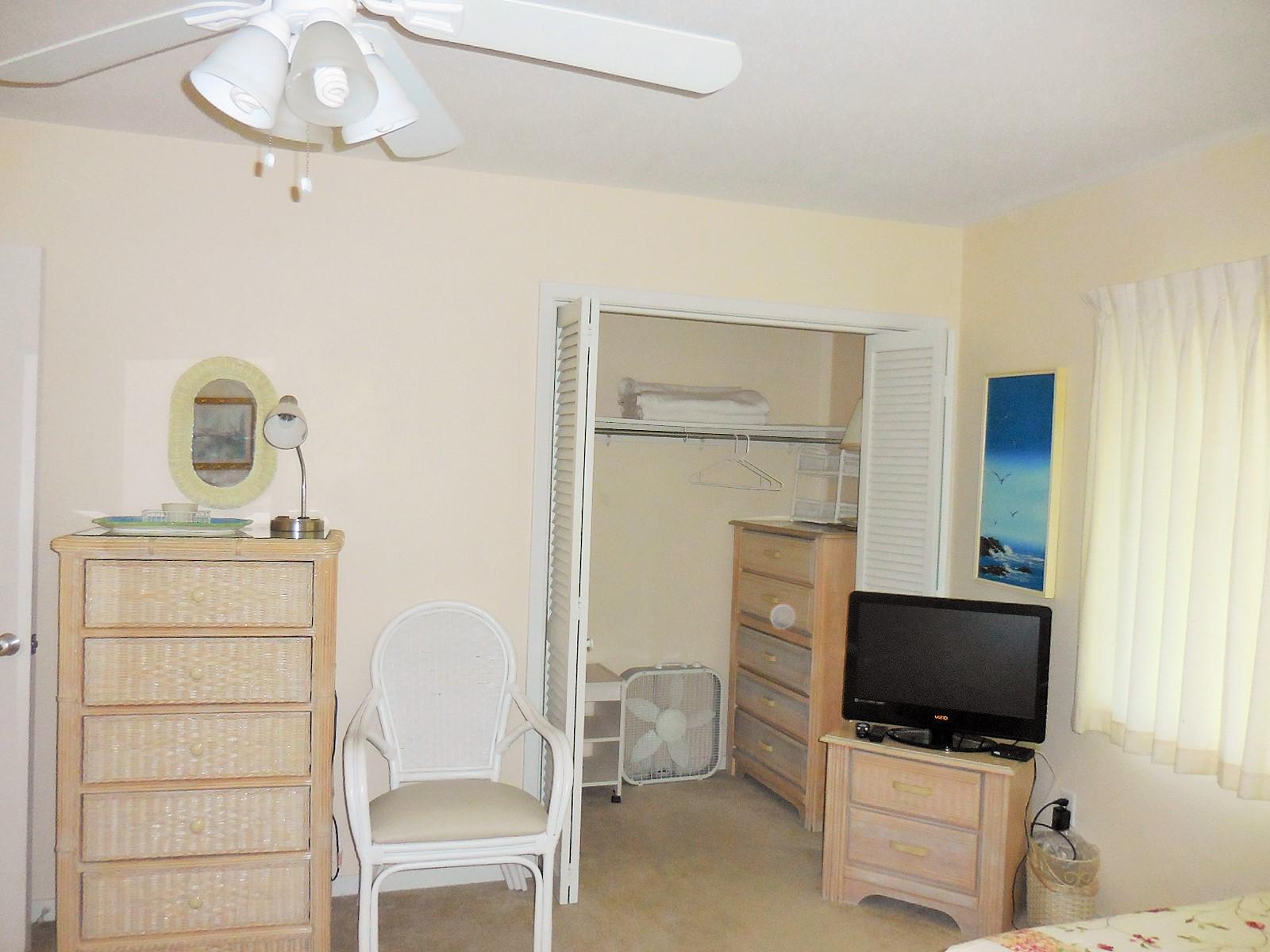 SEASPRAY CONDO - Residential
