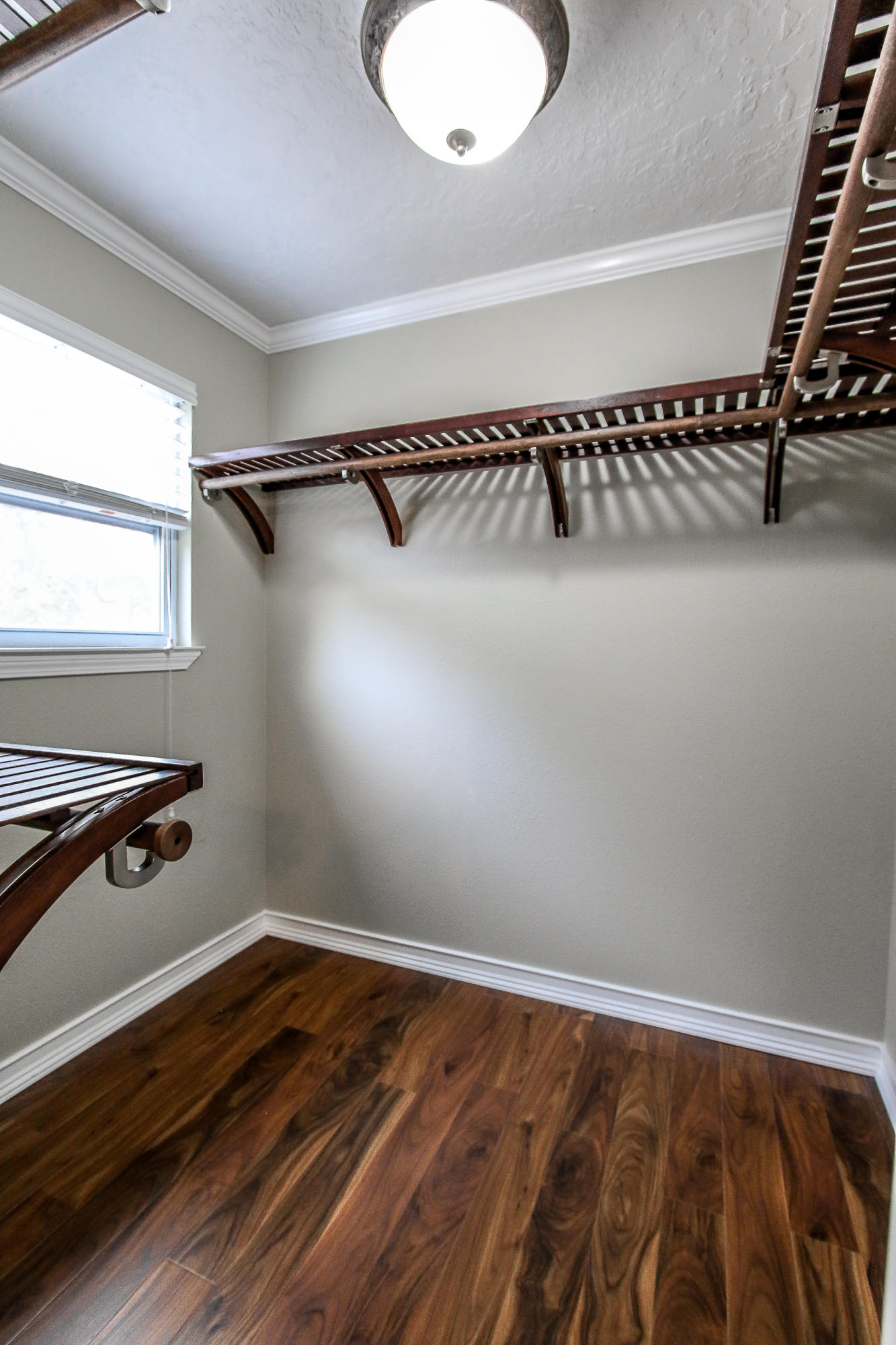 LAKE LORRAINE ESTATES 2 - Residential