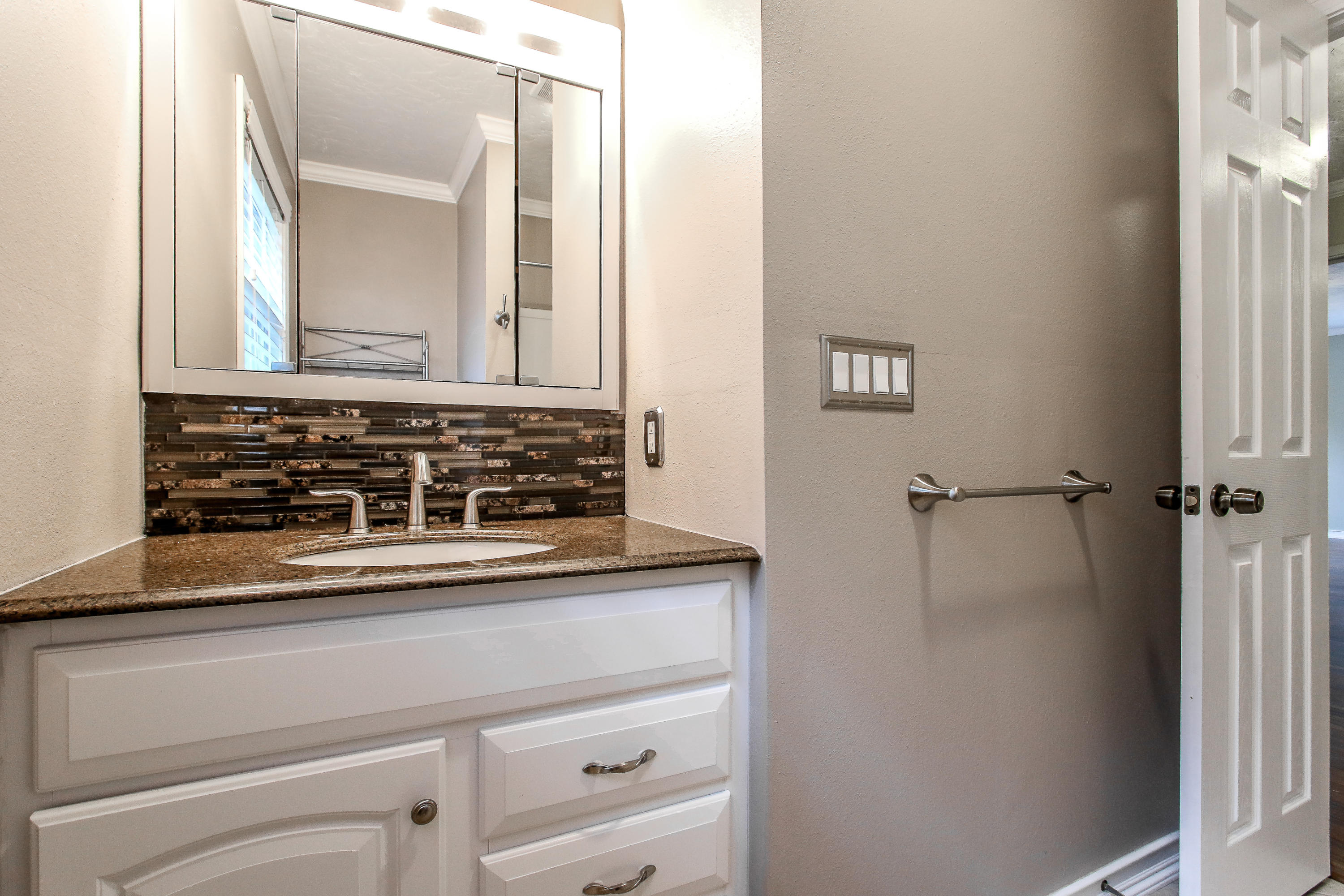 LAKE LORRAINE ESTATES 2 - Residential