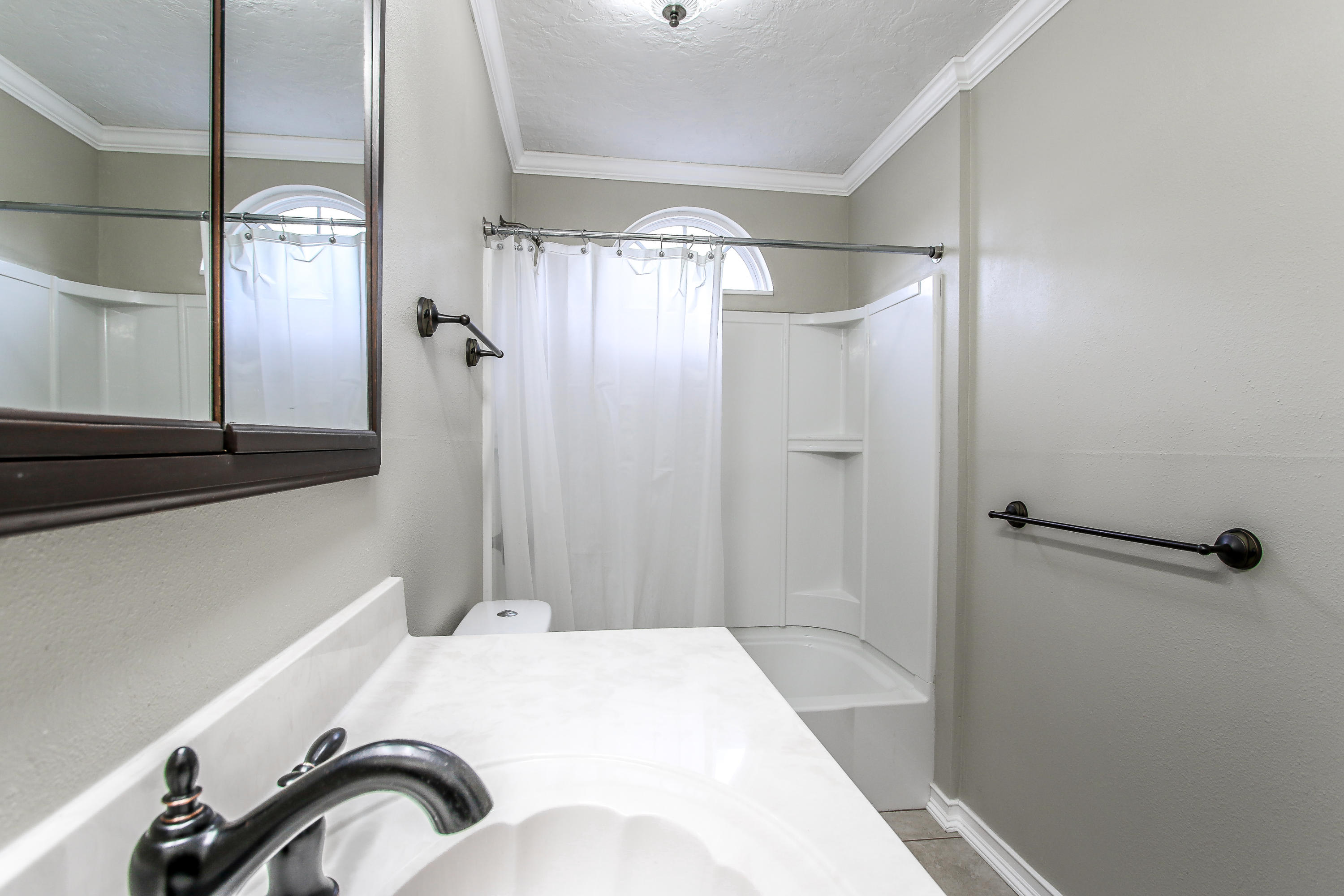 LAKE LORRAINE ESTATES 2 - Residential